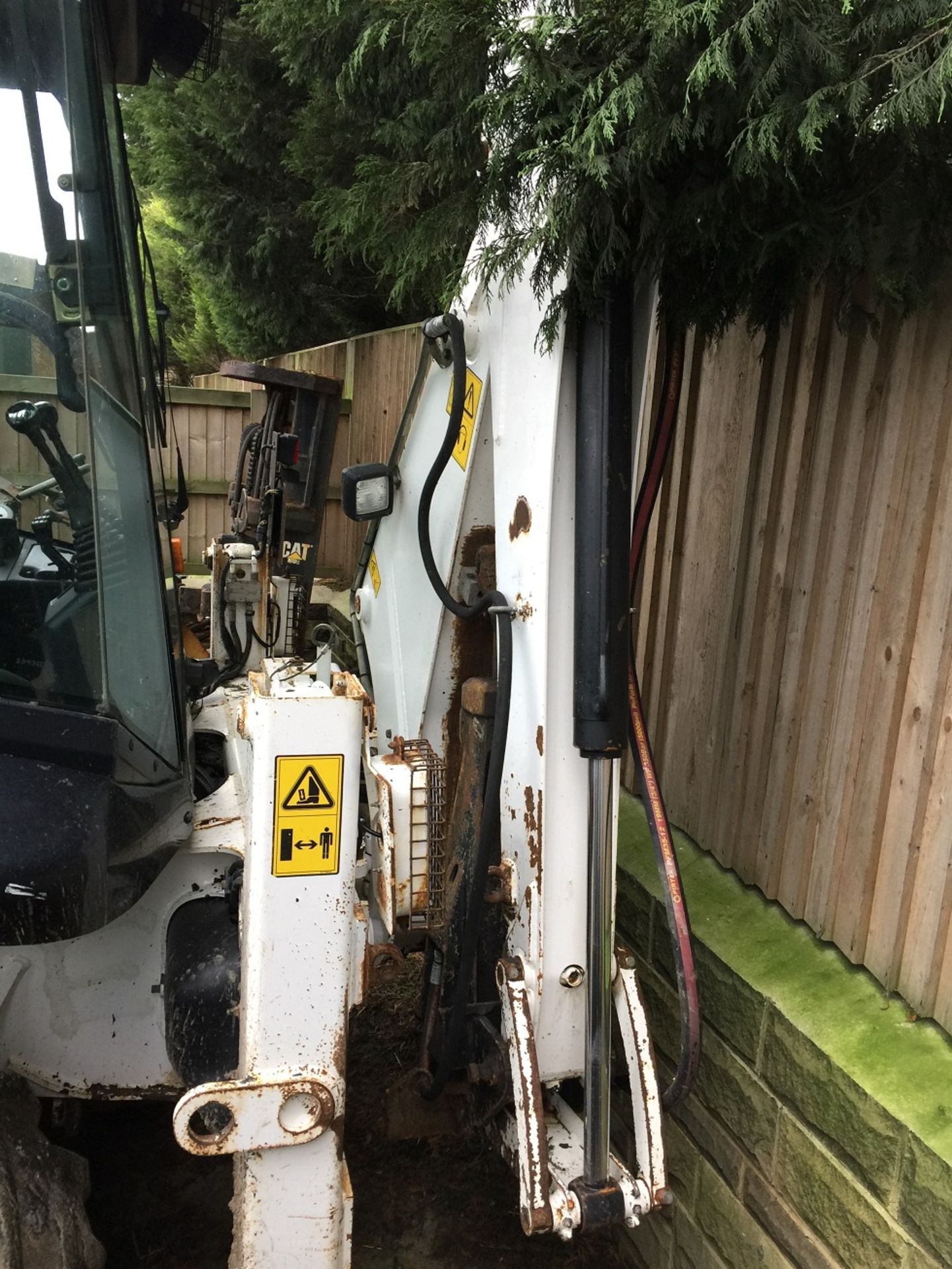 2008 JCB 2CX STREETMASTER COMPLETE WITH BREAKER AND 4 IN 1 BUCKET - Image 4 of 18