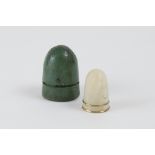 Thimble holder casket in shagreen for one mother-of-pearl thimble. H: 3 cm. End of the XVIII/