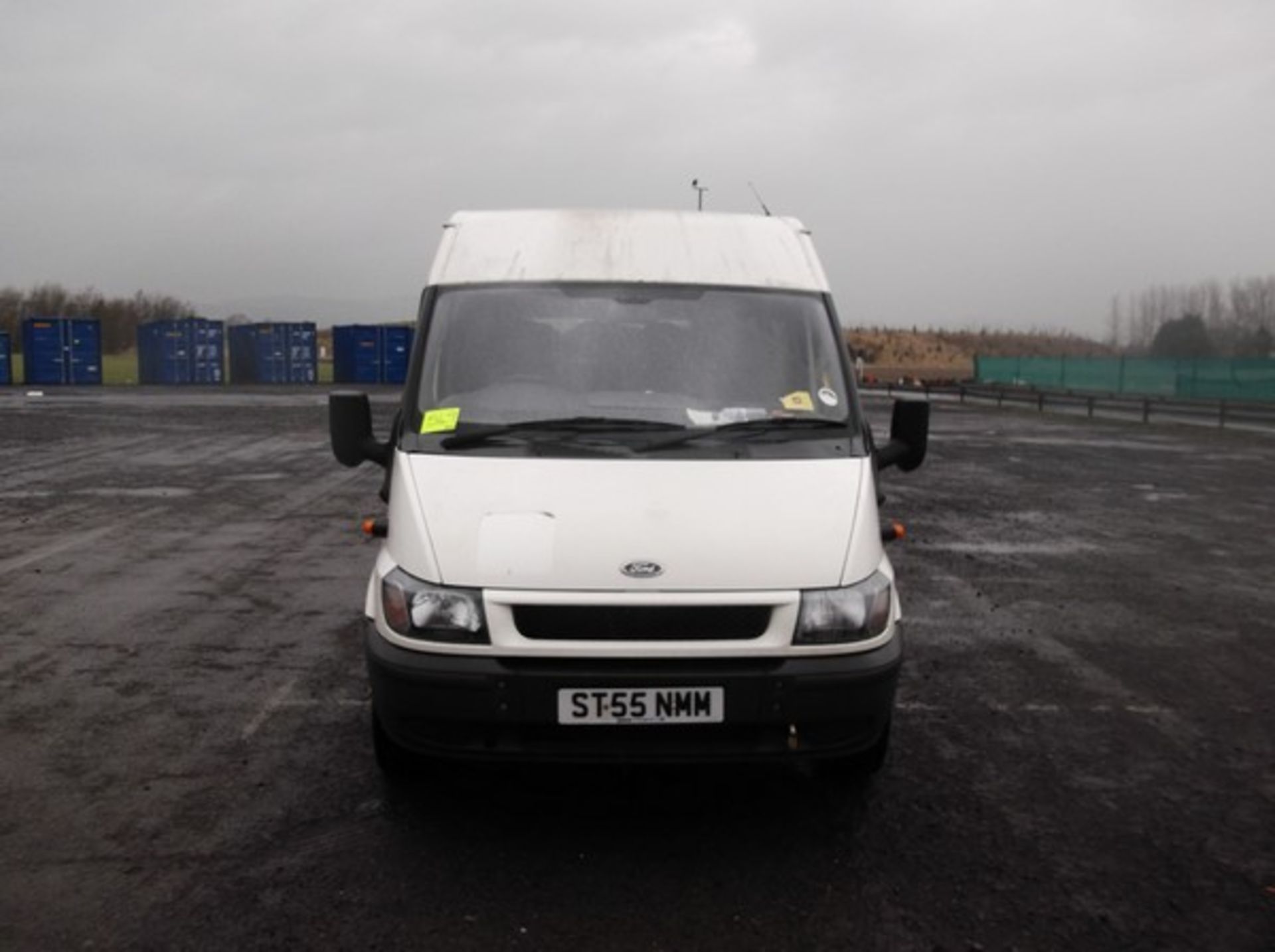 FORD TRANSIT MINIBUS - 2402cc
Body: 5 Dr Minibus
Color: White
First Reg: 22/11/2005
Doors: 5
MOT: - Image 3 of 11