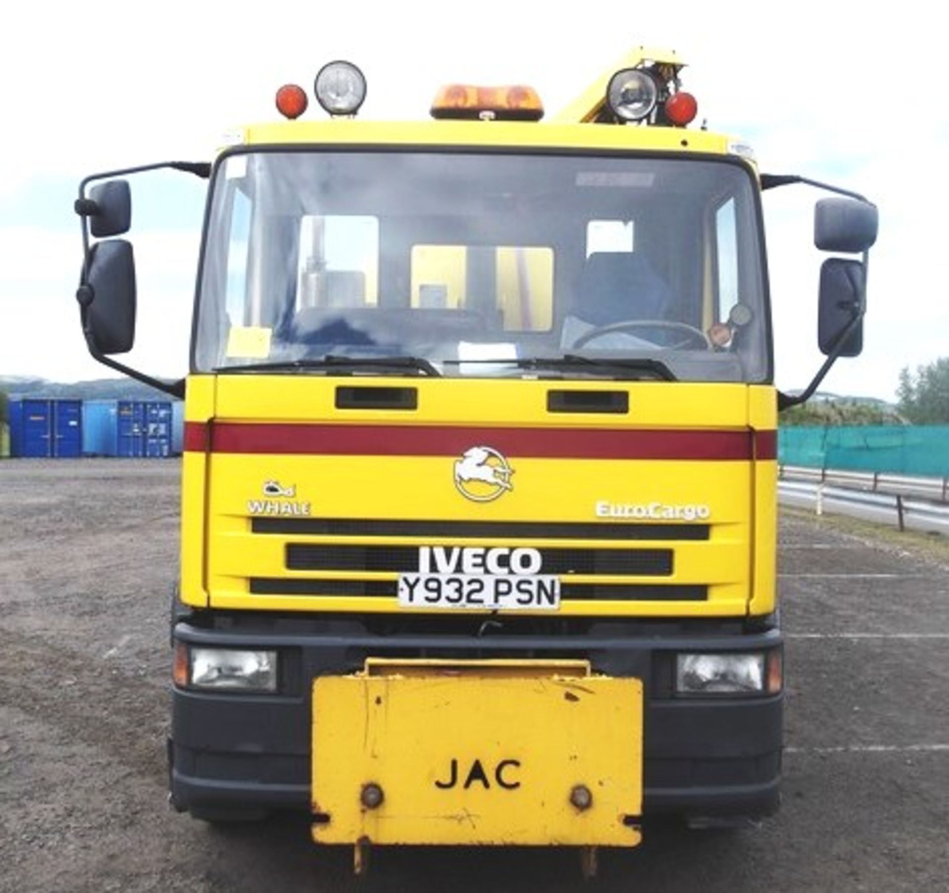 IVECO-FORD SUPERCARGO - 5861cc
Body: 2 Dr Truck
Color: Yellow
First Reg: 24/05/2001
Doors: 2
MOT: - Image 6 of 13