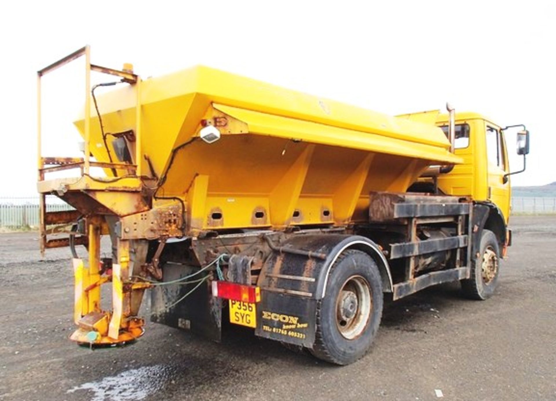 MERCEDES 1820 - 5598cc
Body: 2 Dr Truck
Color: Yellow
First Reg: 17/09/1996
Doors: 2
MOT: - Image 7 of 11