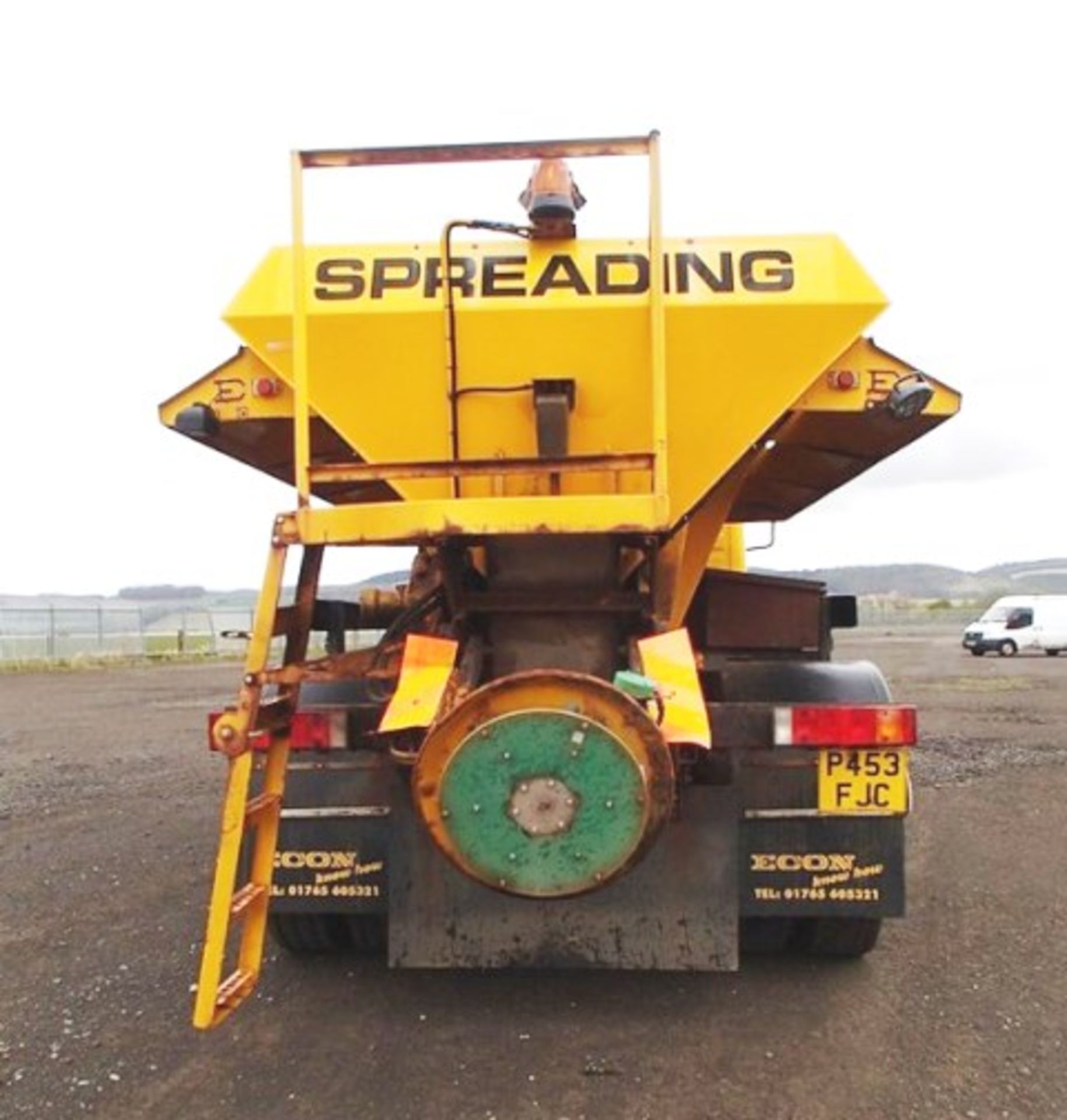 MERCEDES 1820AK - 5598cc
Body: 2 Dr Truck
Color: Yellow
First Reg: 03/09/1996
Doors: 2
MOT: - Image 9 of 12