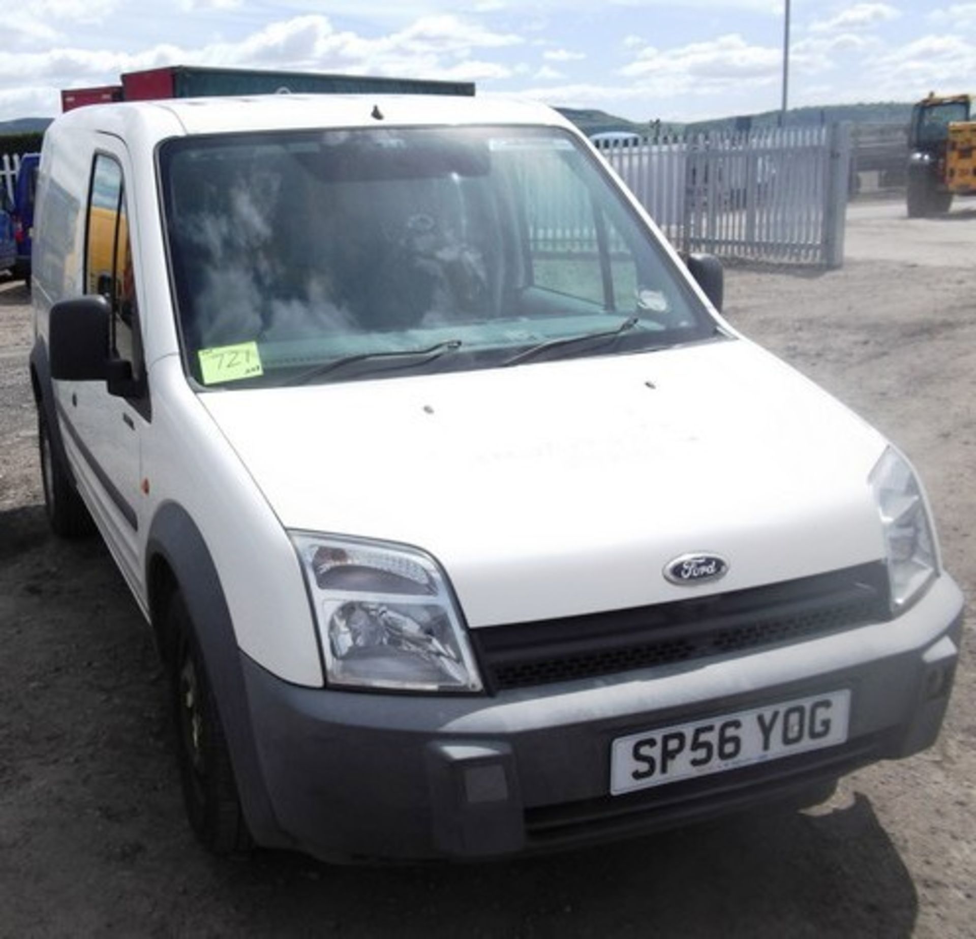 FORD TRAN CONNECT L 200 TD SWB - 1753cc
Body: 2 Dr Van
Color: White
First Reg: 20/10/2006
Doors: 2 - Image 8 of 8