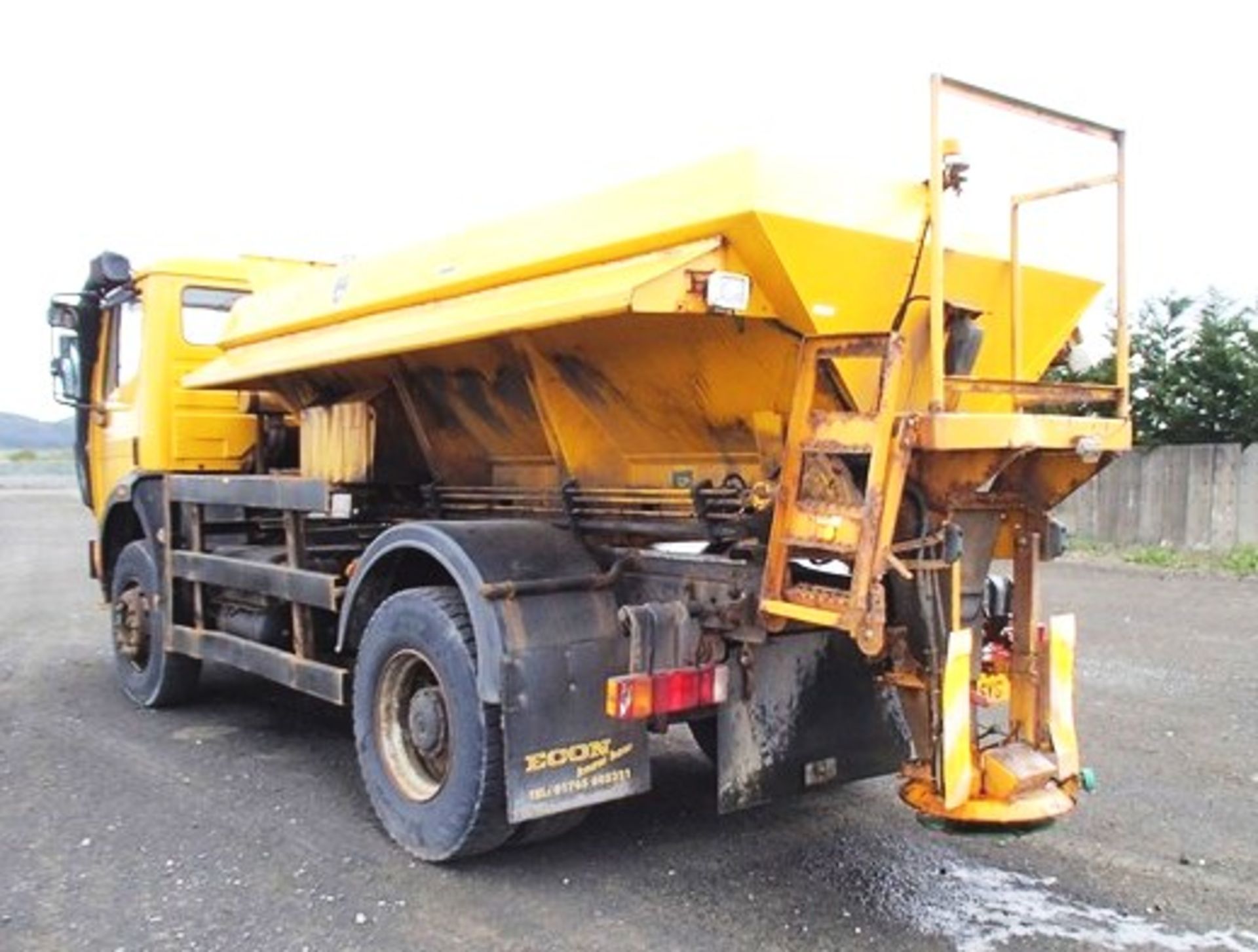 MERCEDES 1820 - 5598cc
Body: 2 Dr Truck
Color: Yellow
First Reg: 17/09/1996
Doors: 2
MOT: - Image 9 of 11