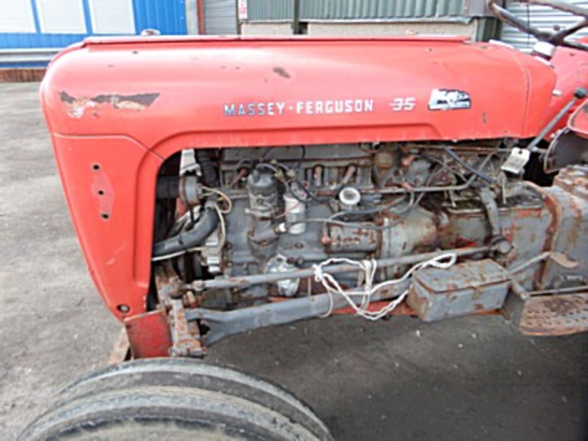 MASSEY FERGUSON Petrol - Image 2 of 9