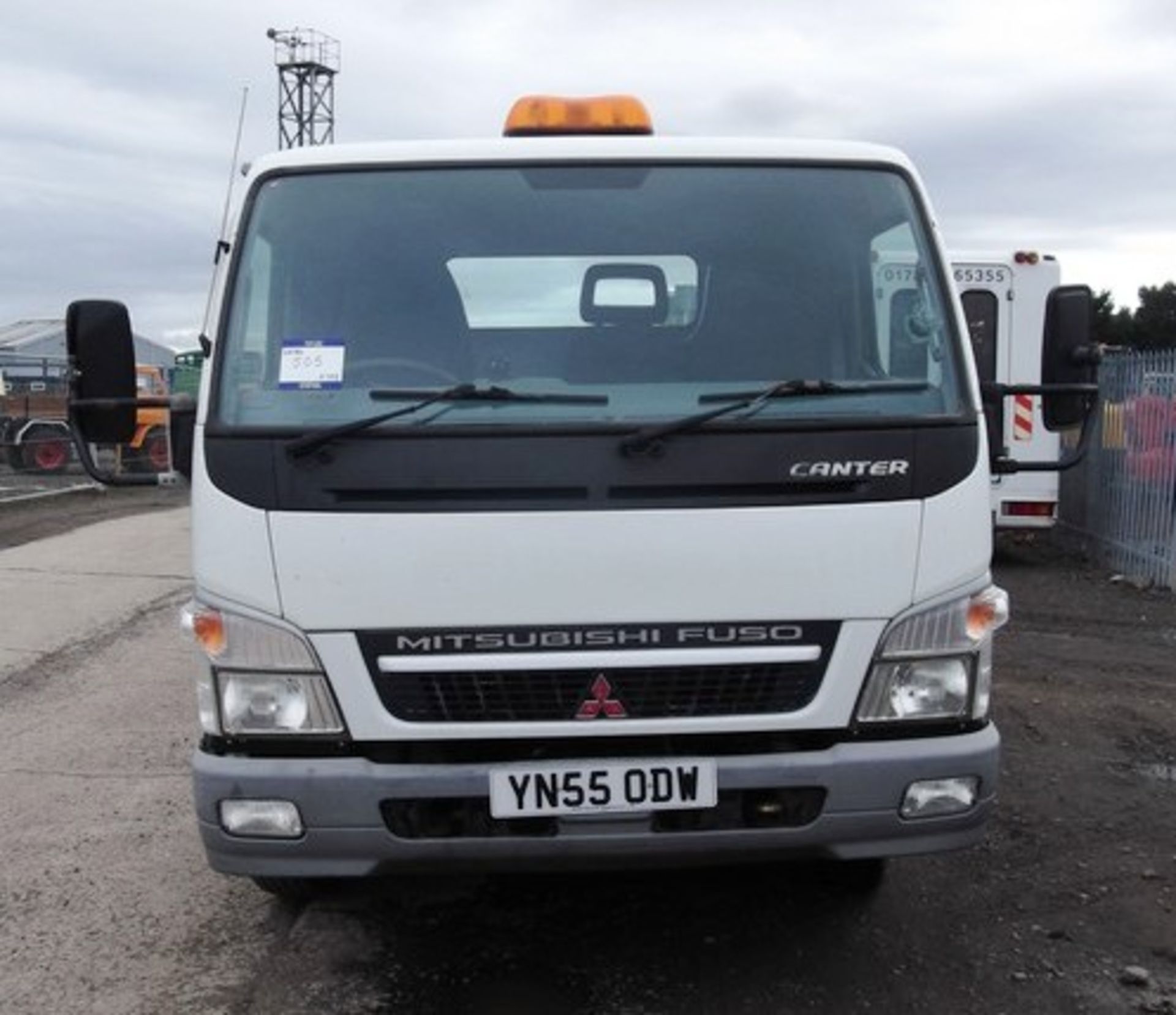 MITSUBISHI CANTER 75 7C14 - 3908cc
Body: 2 Dr Truck
Color: White
First Reg: 01/09/2005
Doors: 2
MOT: - Image 12 of 16
