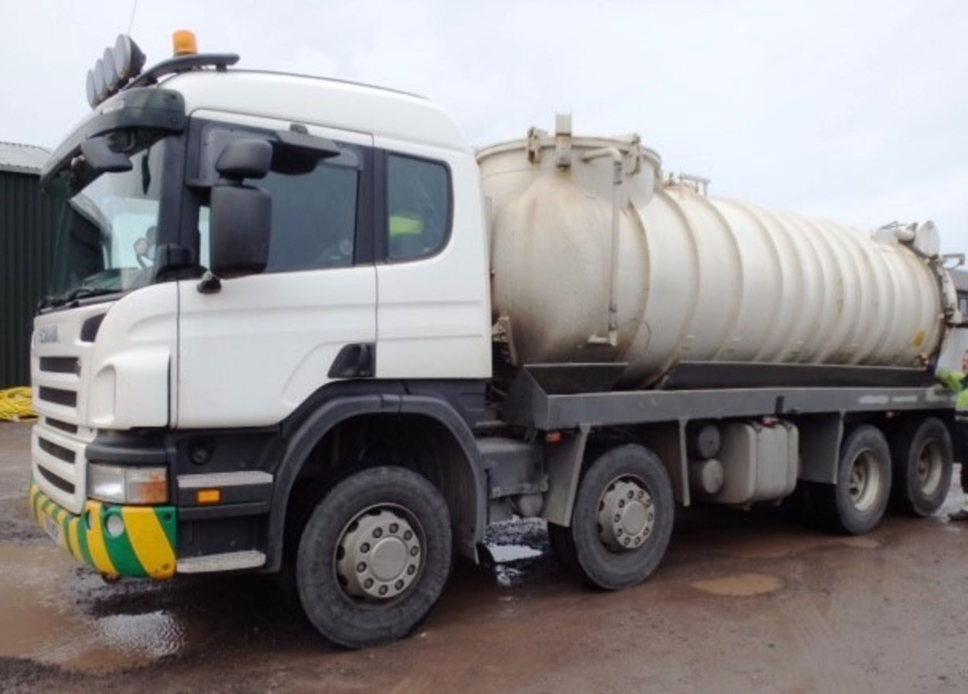 SCANIA P-SRS C-CLASS - 11705cc
Body: 2 Dr Truck
Color: White
First Reg: 24/09/2007
Doors: 2
MOT: - Image 7 of 13