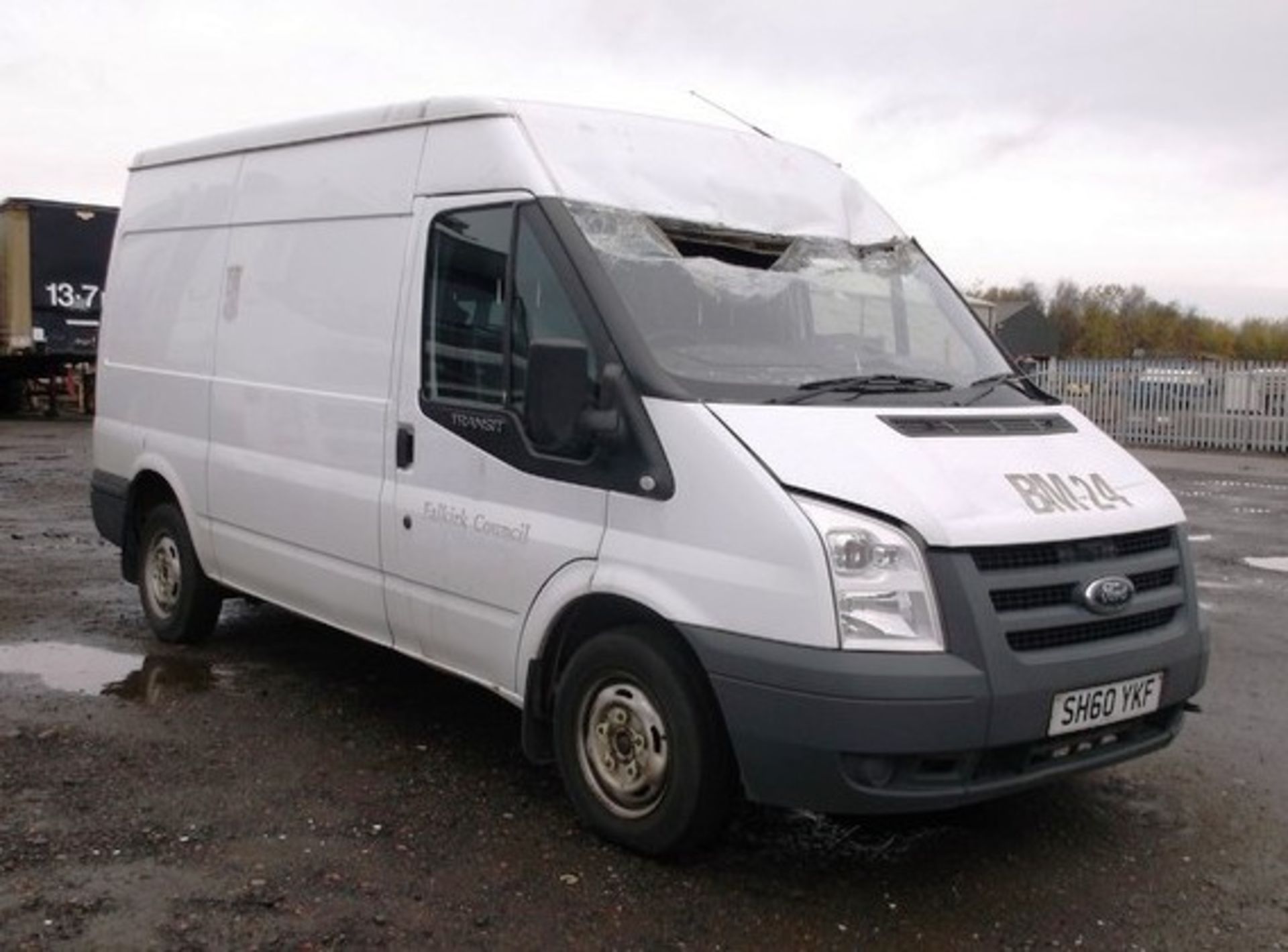 FORD TRANSIT 85 T280M FWD - 2198cc
Body: 2 Dr Van
Color: White
First Reg: 18/01/2011
Doors: 2 - Image 6 of 8