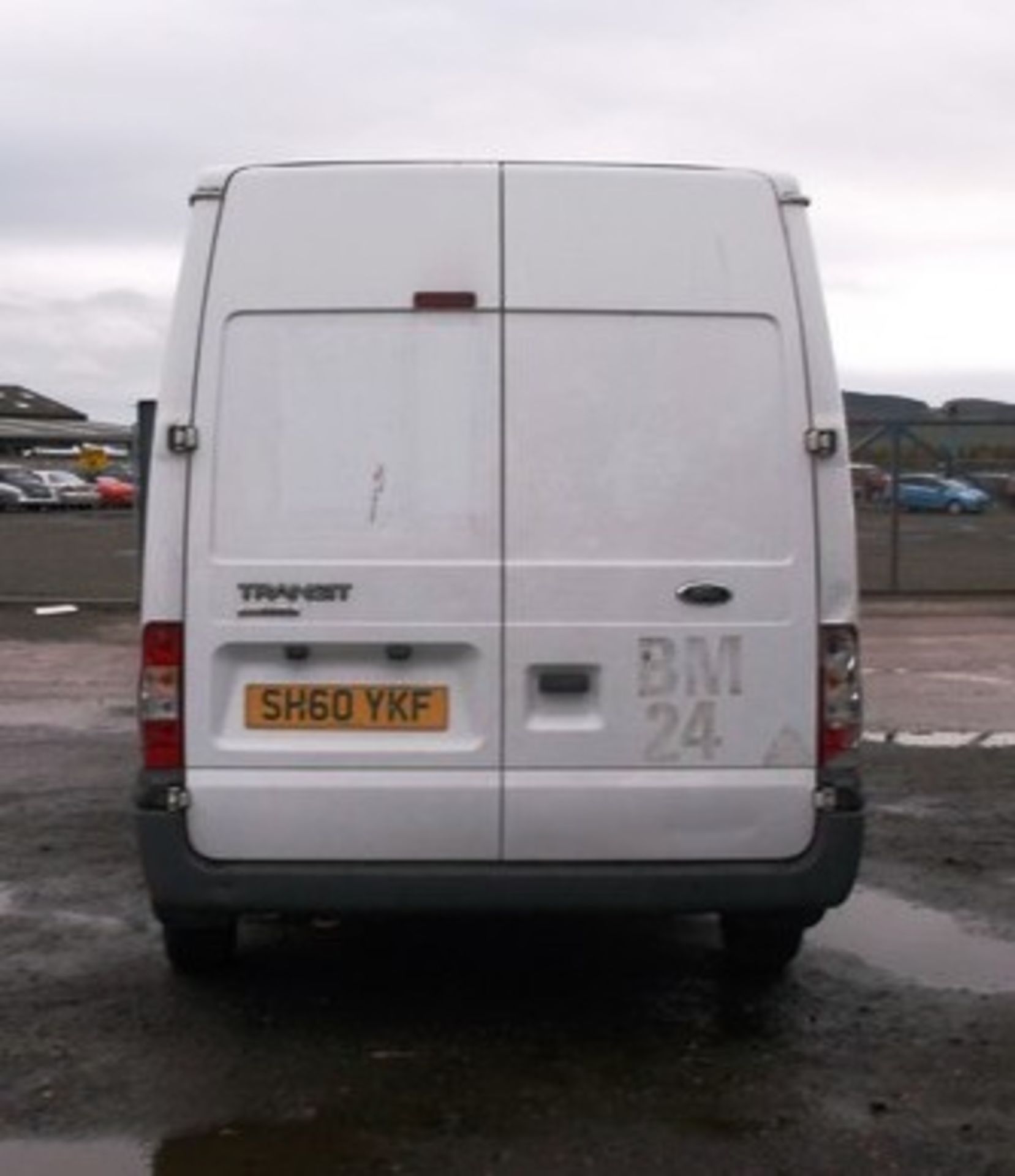 FORD TRANSIT 85 T280M FWD - 2198cc
Body: 2 Dr Van
Color: White
First Reg: 18/01/2011
Doors: 2 - Image 4 of 8