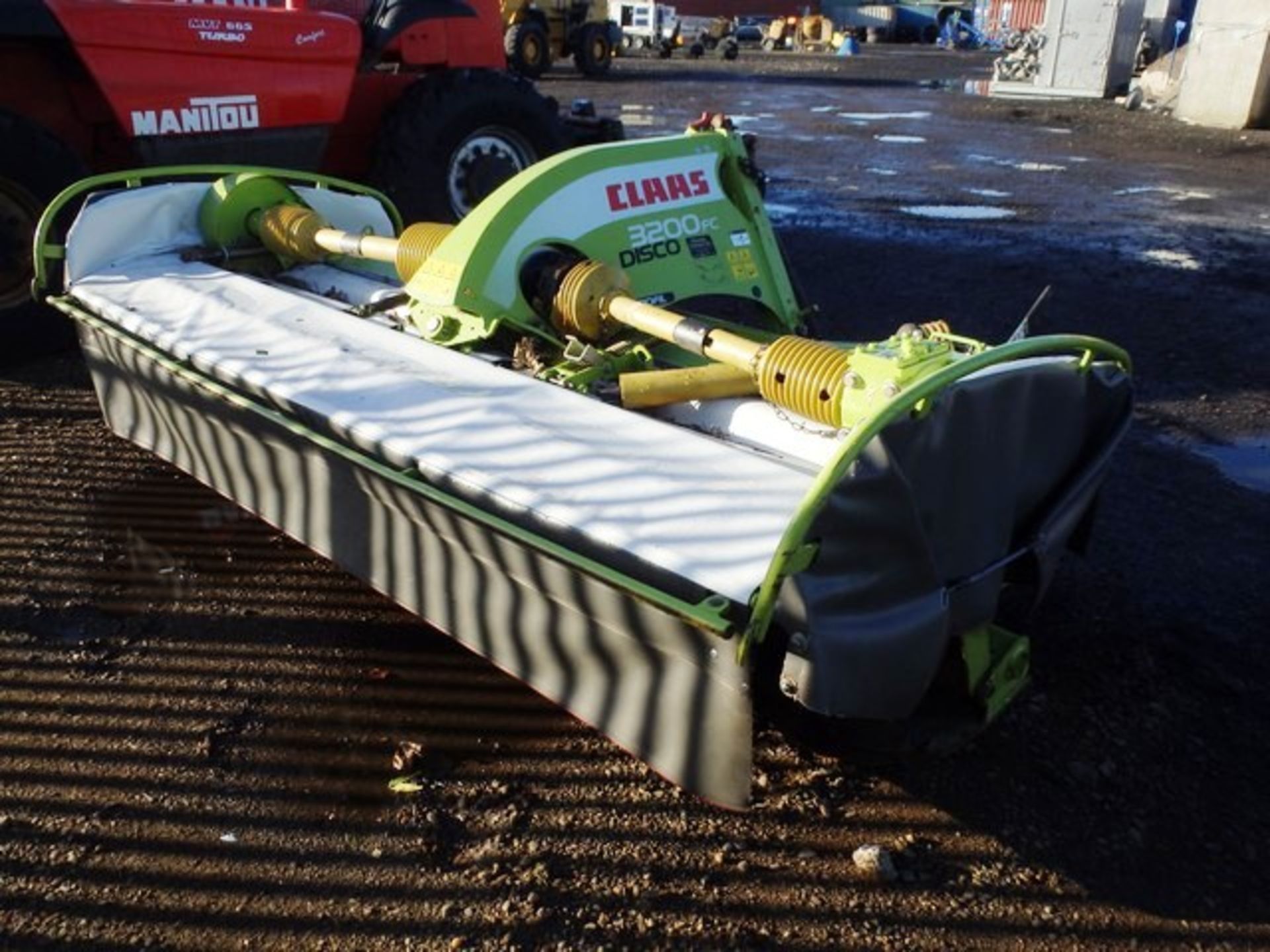 CLAAS 3200FC DISCO PROFIL FRONT MOUNTED MOWER CONDITIONER'LIQUIDATION DIRECT' THIS LOT HAS A 10% - Image 4 of 9