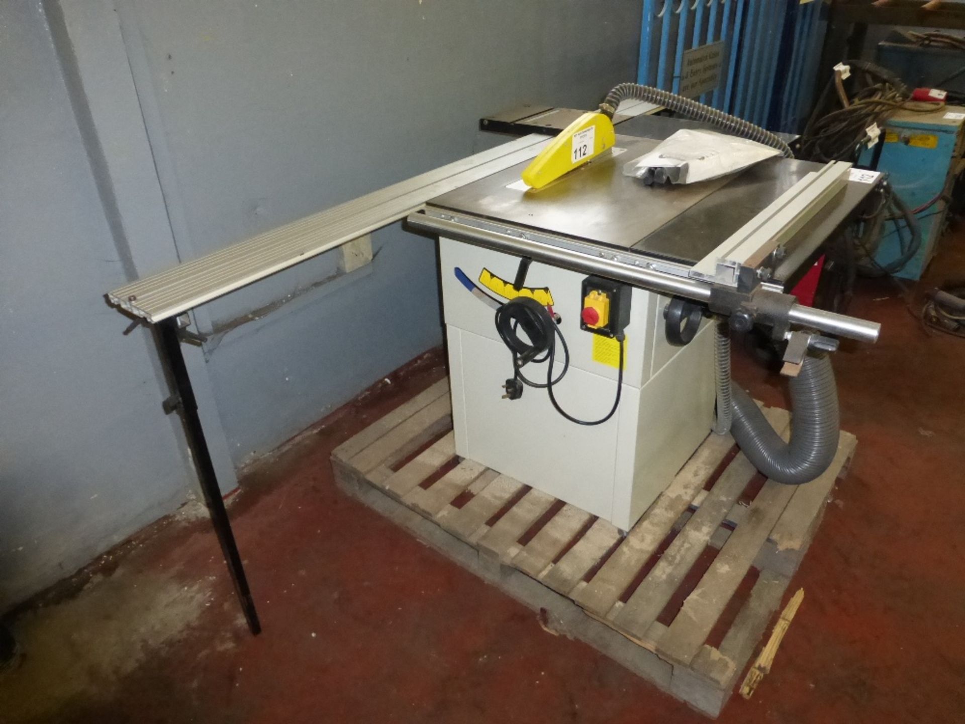 1 wood cutting table saw by Charnwood type W650 10 inch, 1ph & 1 Charnwood dust extractor type