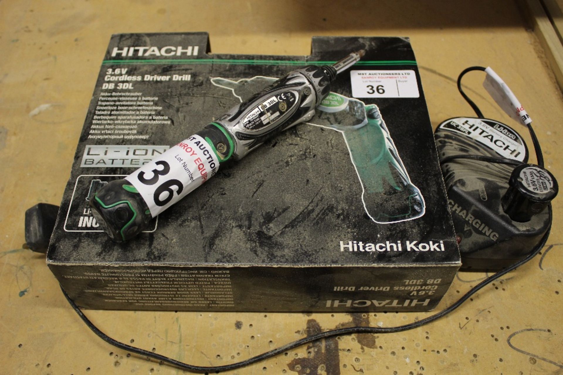 1 cordless drill by Hitachi type DB3DL supplied with 2 Li-ion batteries & 1 charger