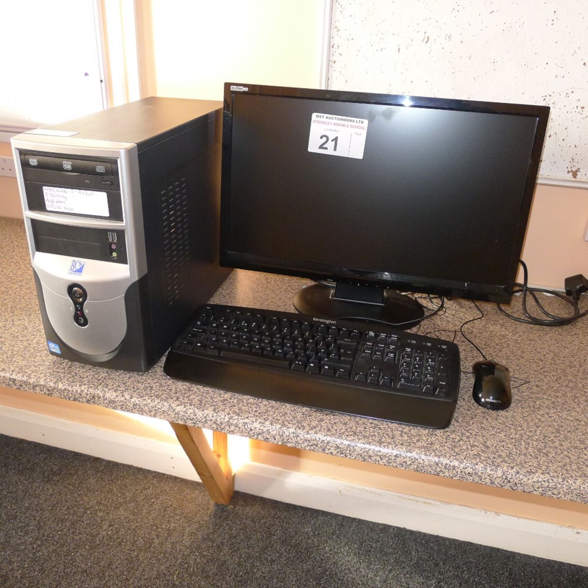 1 desktop computer with screen keyboards and mouse, INTEL i3 – 2120, 3.30GHz, 4GB ram, 250GB HDD