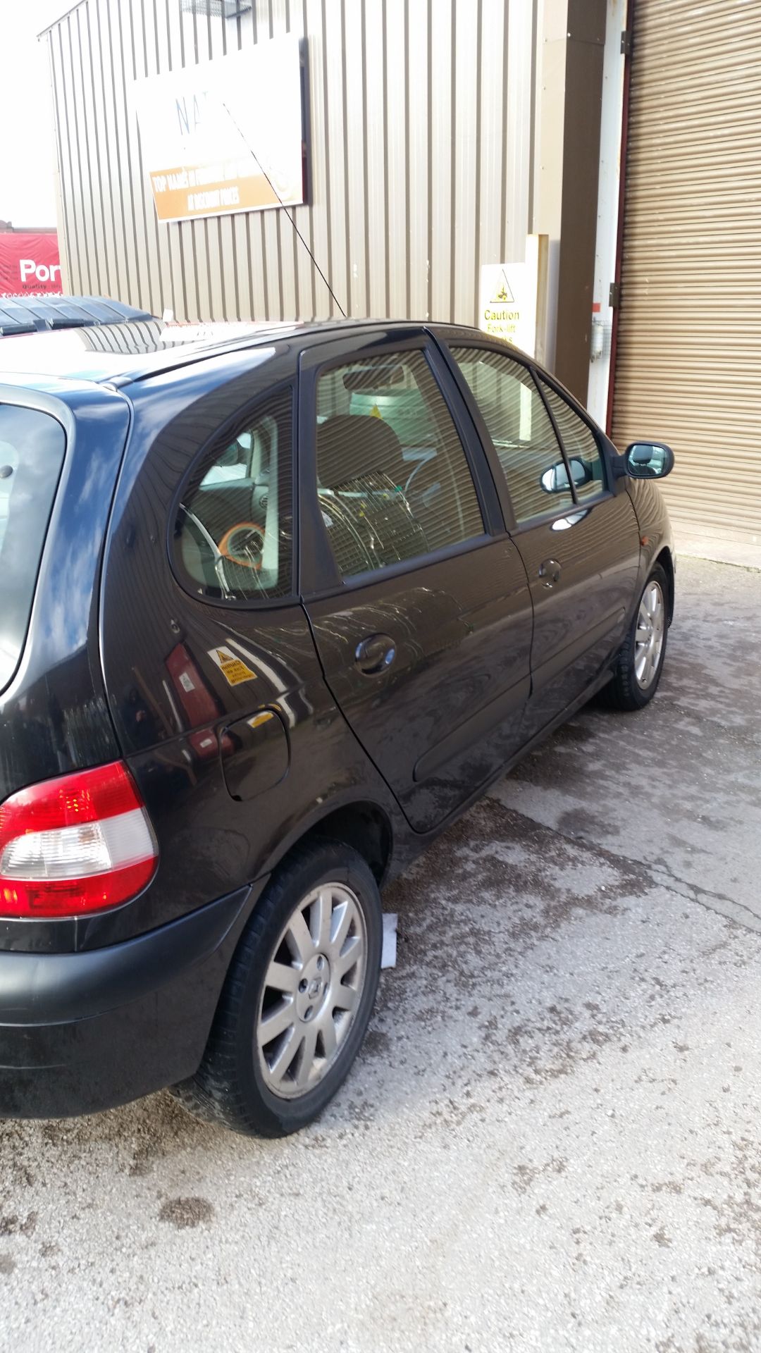 RENAULT MEGANE SCENIC 16V MPV PETROL 1.4 REG SO03CNY MOT TIL 05/10/2015 ELECTRIC WINDOWS/CENTRAL - Image 4 of 6