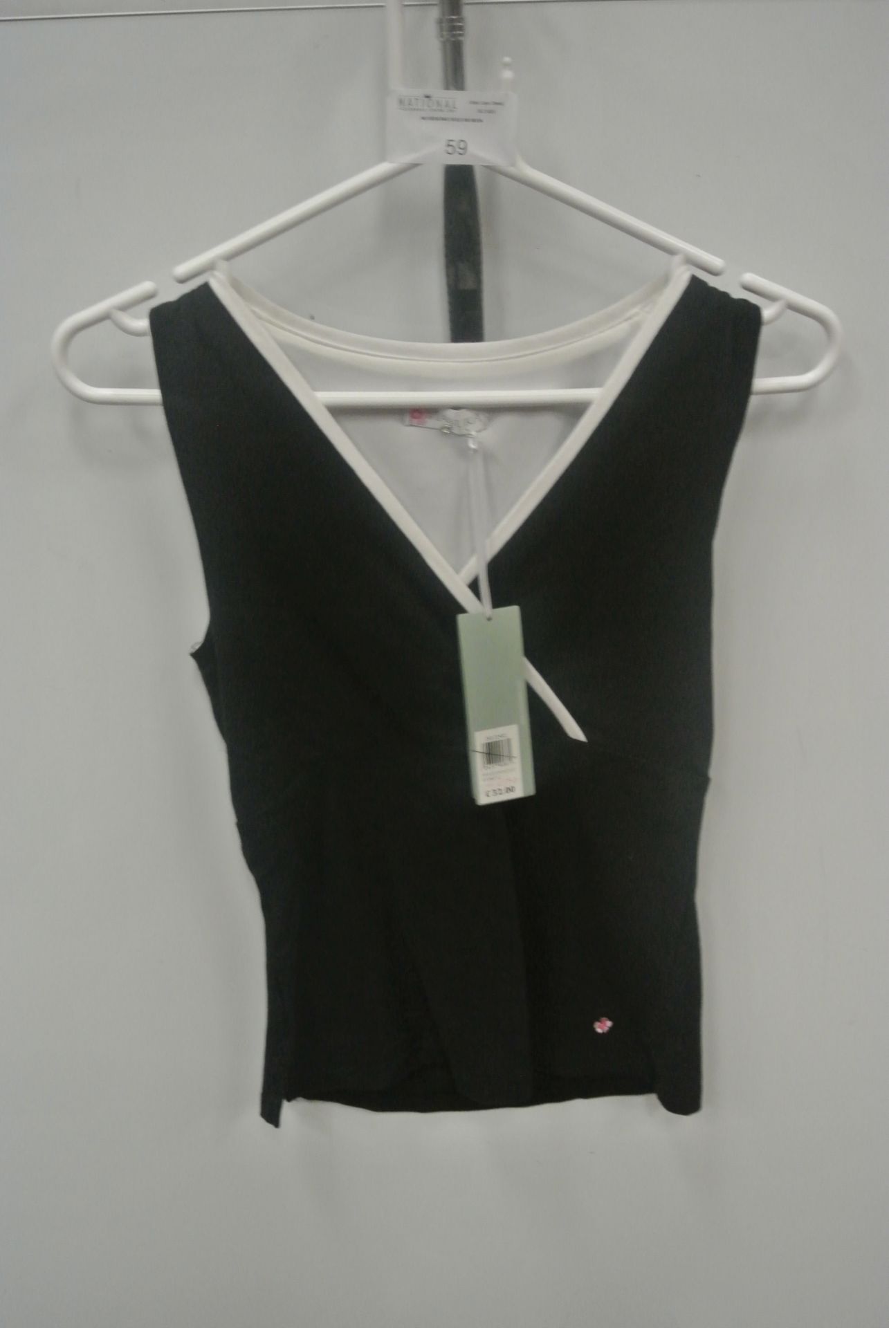 MANUKA BLACK AND WHITE LADIES TOP SIZE 10 RRP £25.00