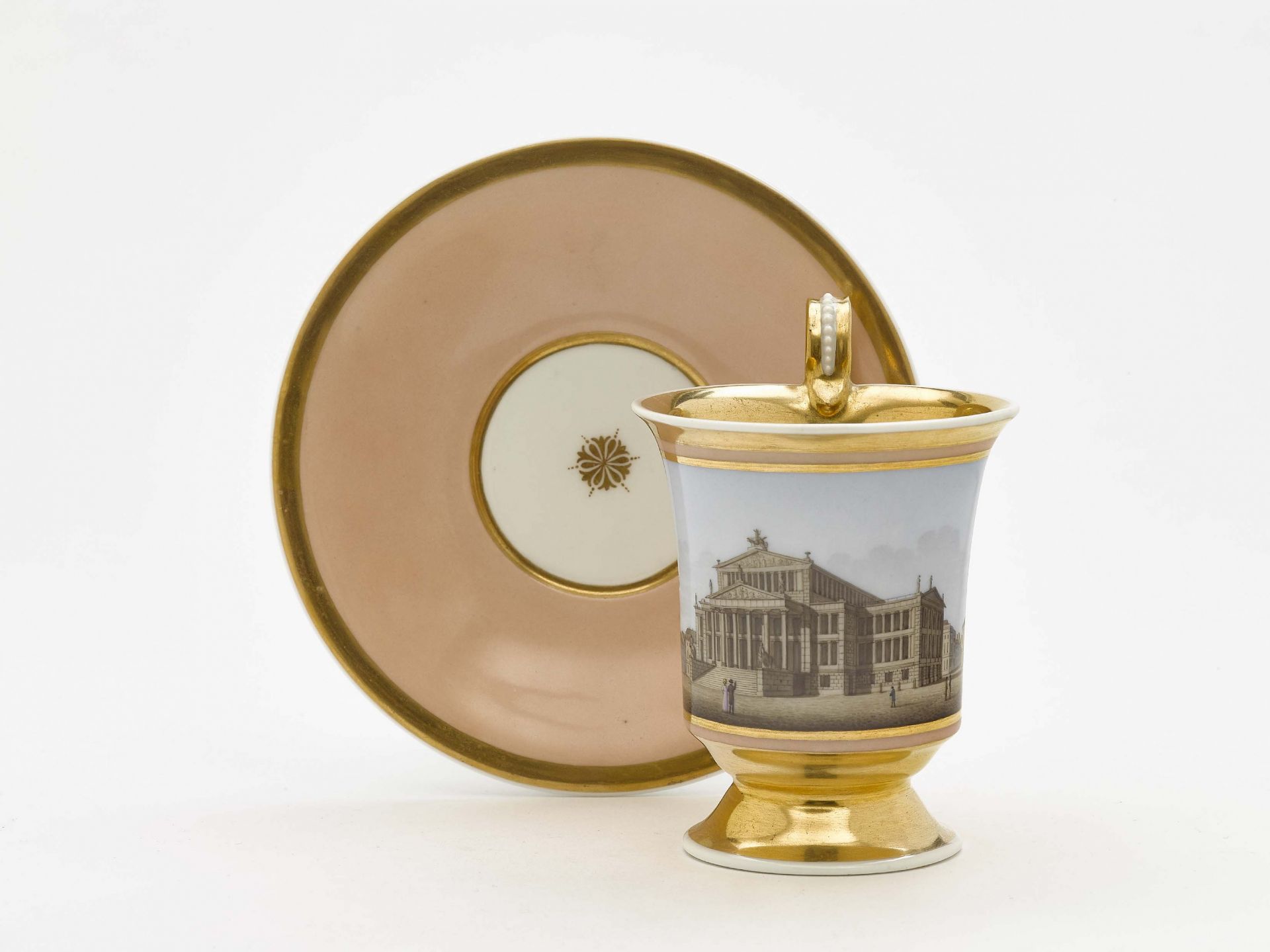 Ansichtentasse mit Untertasse "Das neue Schauspielhaus zu Berlin"KPM Berlin, um 1820 - 1823