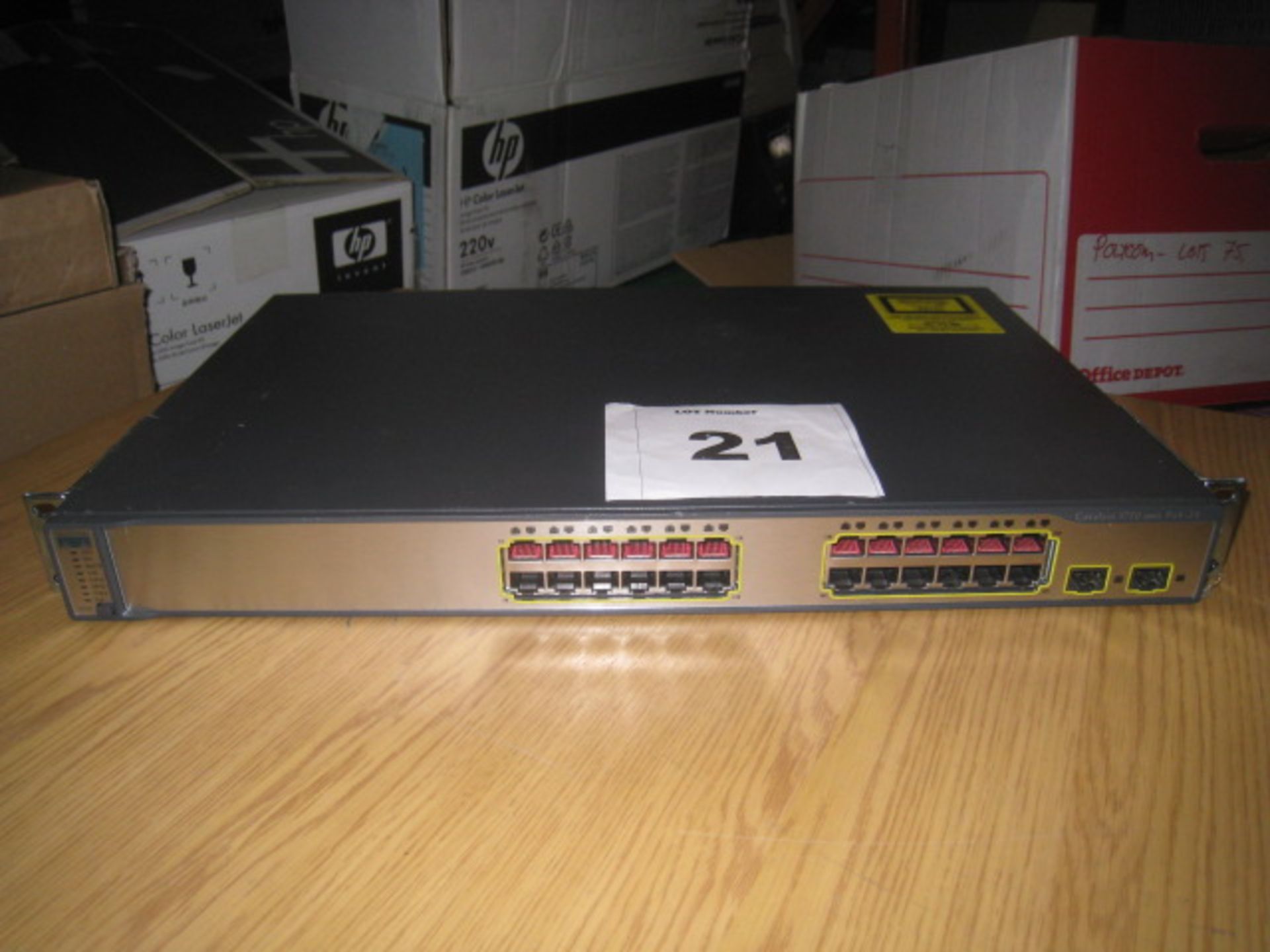 CISCO CATALYST 3750 SERIES PoE-24 SWITCH. MODEL WS-C3750-24PS-S V08