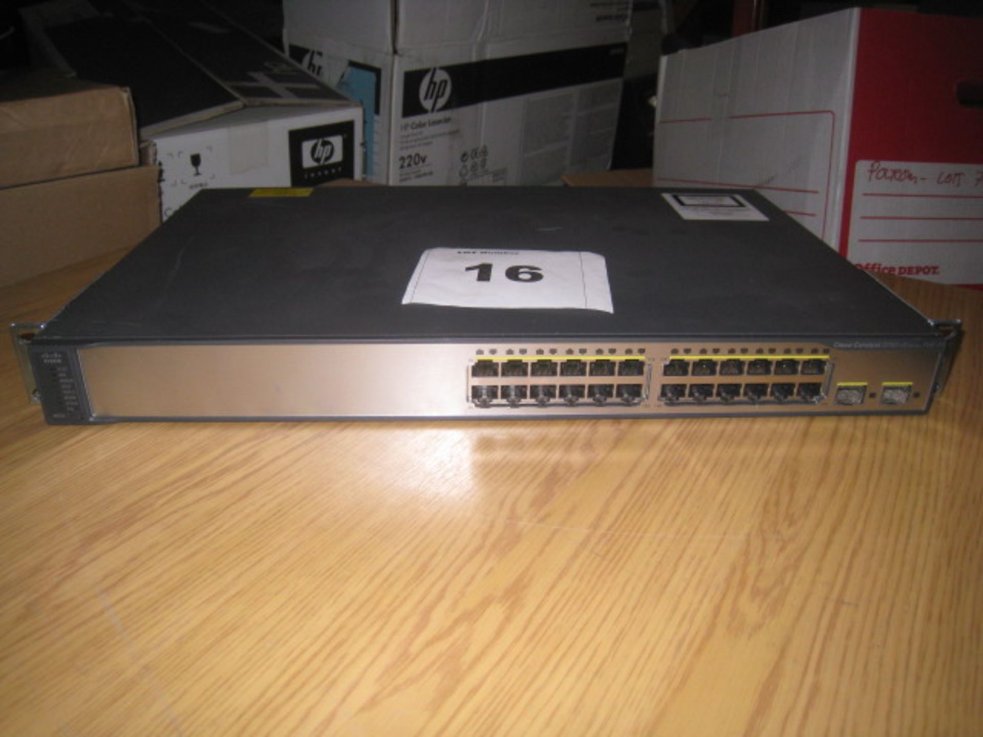 CISCO CATALYST 3750V2 SERIES PoE-24 SWITCH. MODEL WS-C3750V2-24PS-S V06