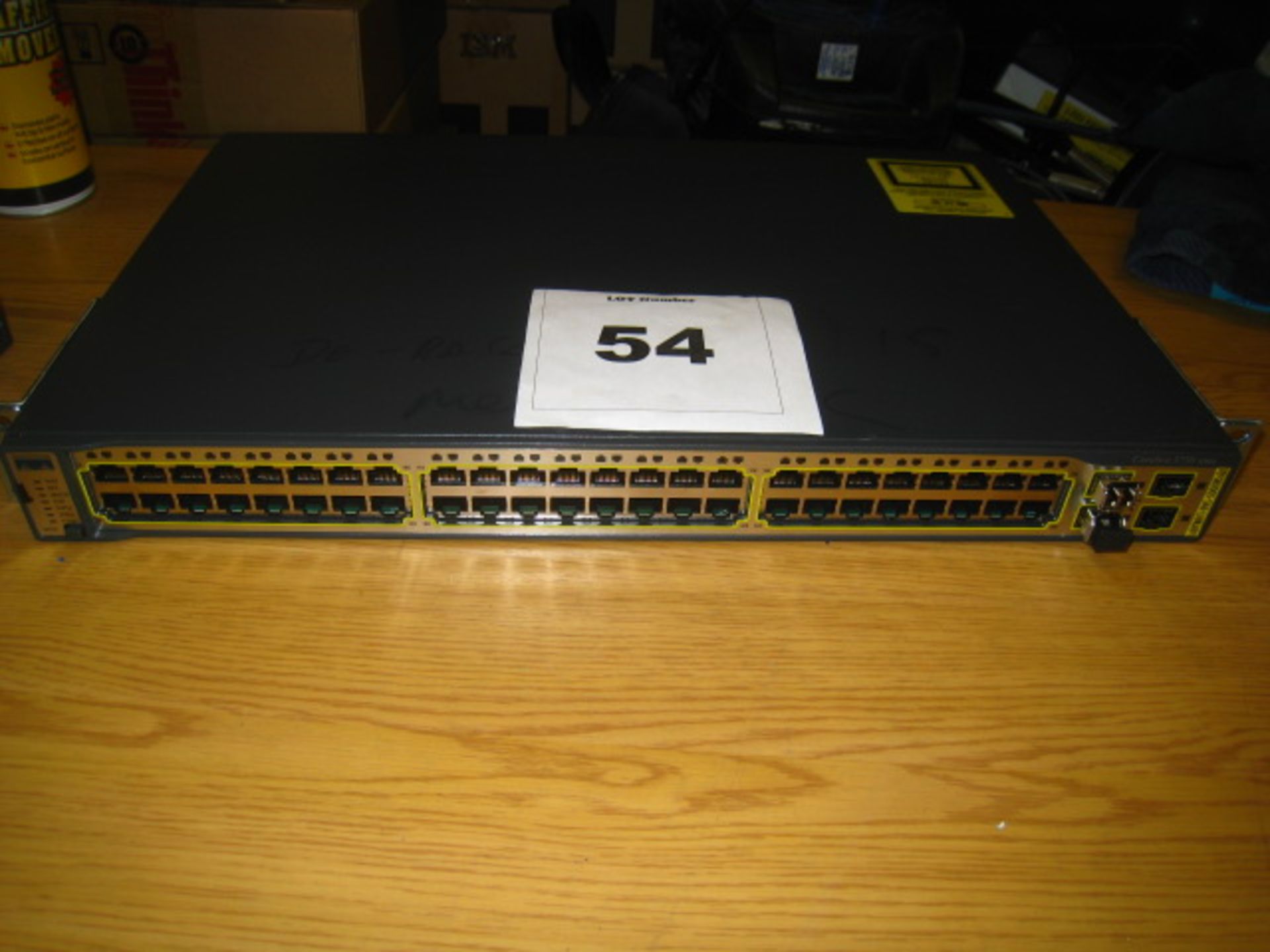 Cisco CATALYST 3750 48Port POE Switch. MODEL WS-C3750-48TS-S V05