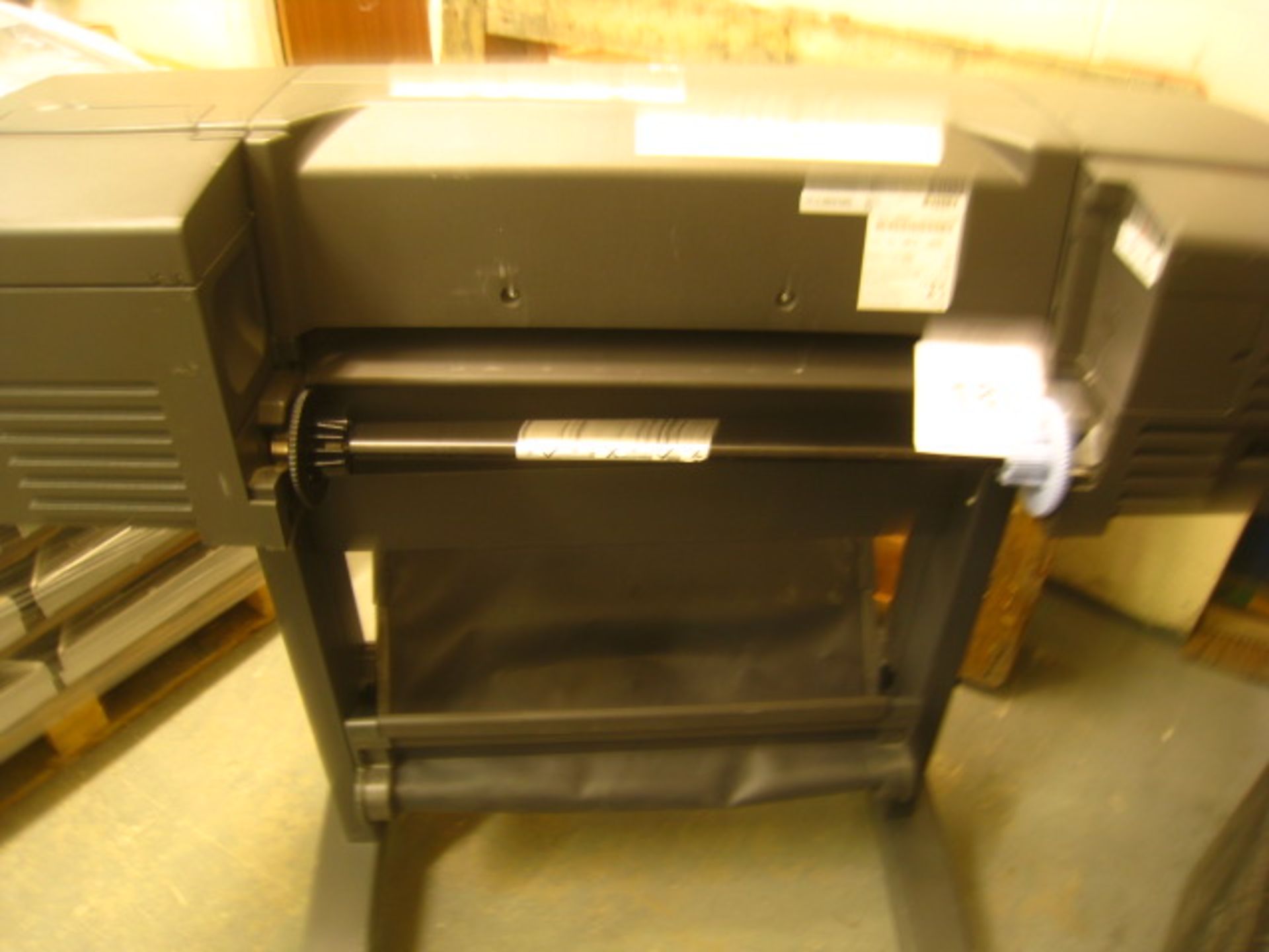 hp designjet  800PS WIDE FORMAT PRINTER/PLOTTER WITH QUICK START GUIDE. MODEL C7779B - Image 4 of 4