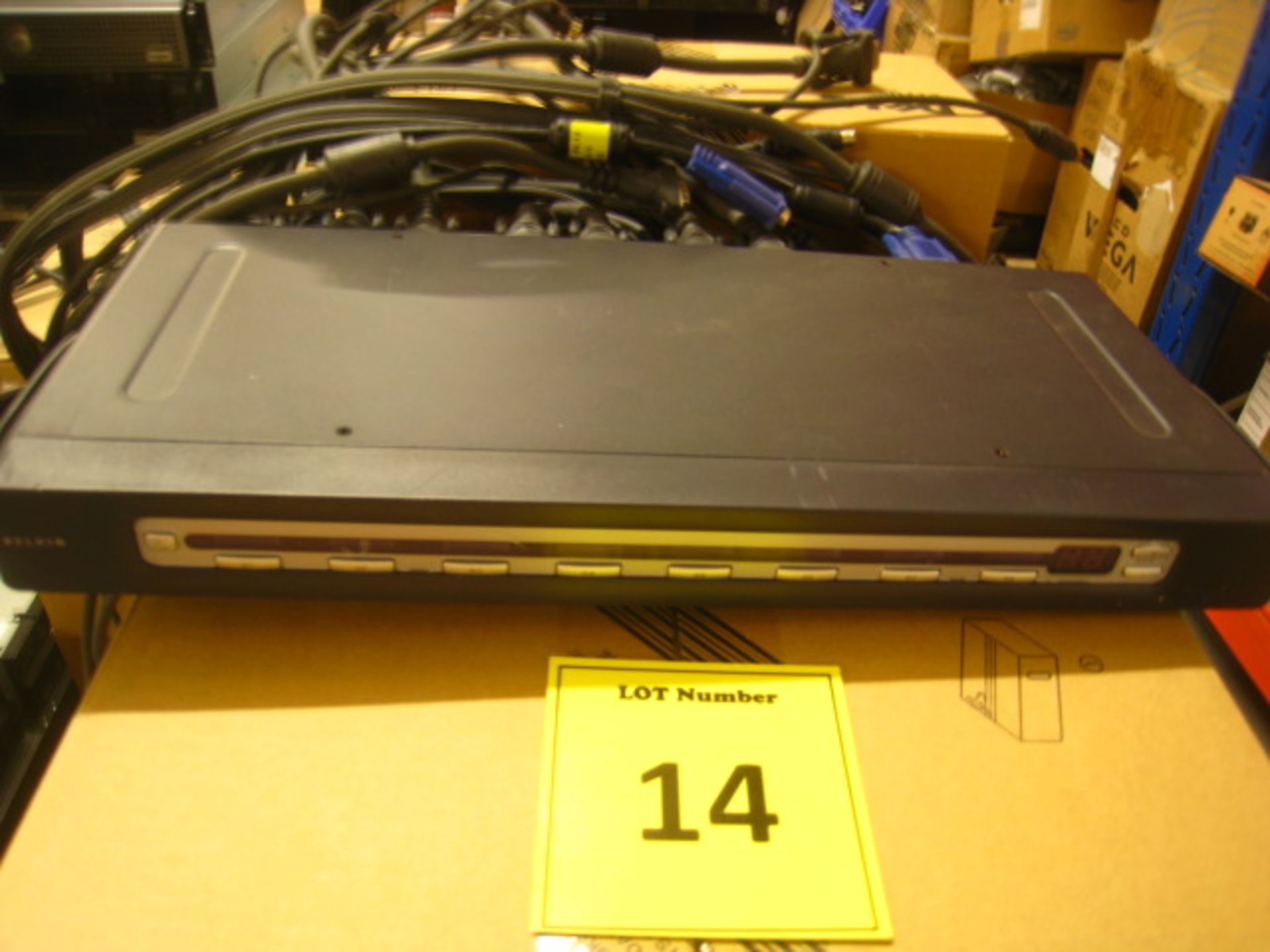 Belkin Omniview PRO2 8 port KVM with full cable set