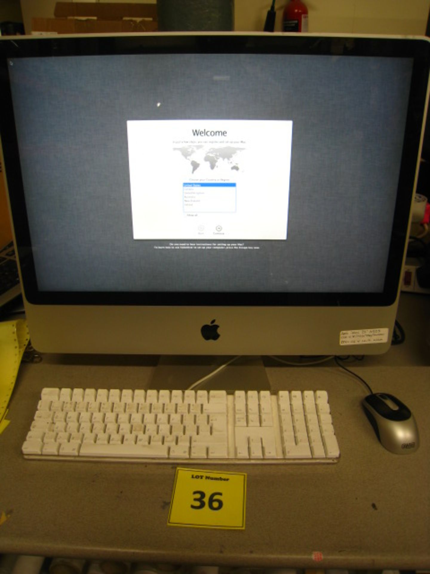 Apple i-Mac A1225 All in One system, core-2-duo/2.8ghz , 2048 mb Ram, 320gb hard drive, dvd-rw