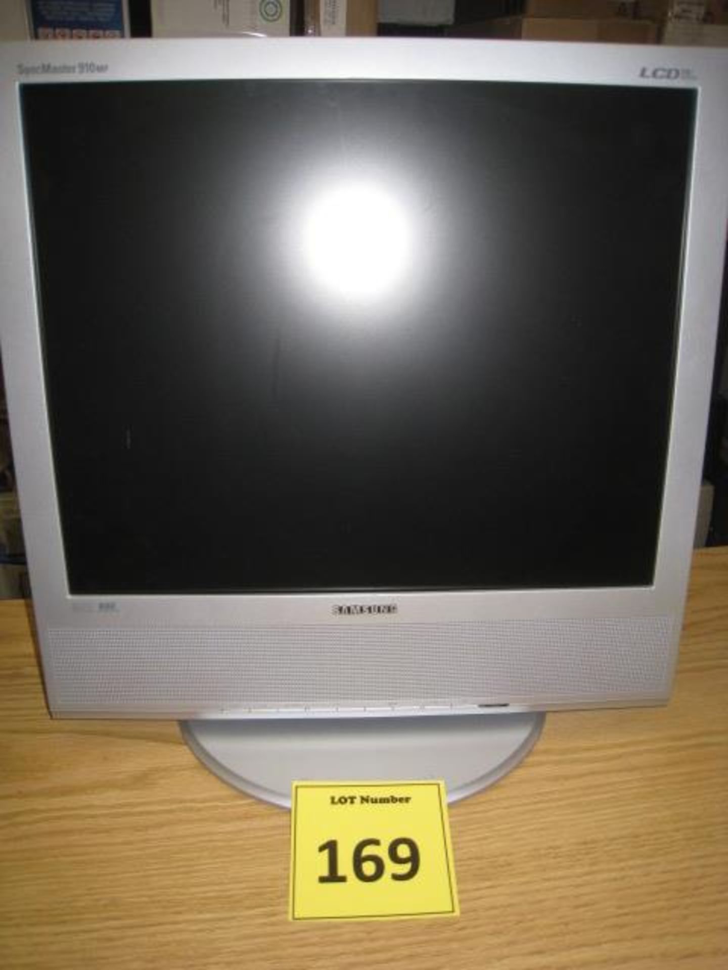 SAMSUNG SYNCMASTER 910MP S   19" LCD TV/MONITOR