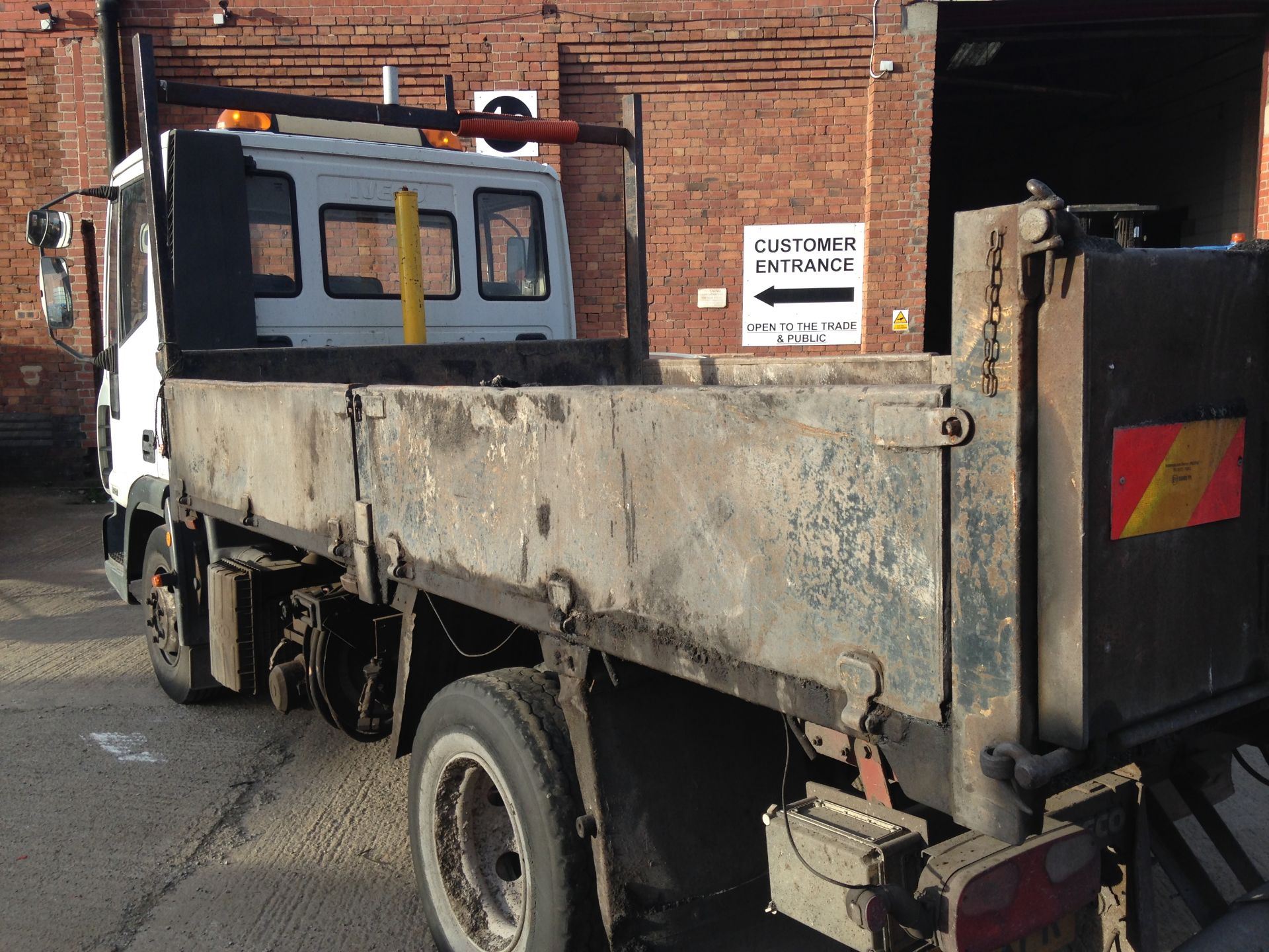 Iveco Eurocargo 75E17 Drop Sided Tipper, FJ06XFR, - Image 2 of 3