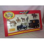 BRITAINS - LANDROVER GIFT SET - (9568)