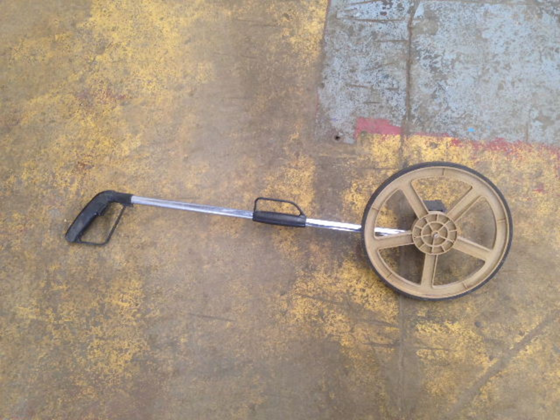 MEASURING WHEEL