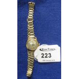 18ct gold Herodia ladies wristwatch with
