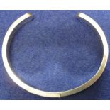 Silver ladies fixed bangle, London hallm