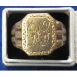 9ct gold engraved signet ring. 8.3g appr