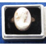 9ct gold pink conch shell cameo ring.