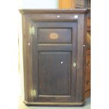 19th CENTURY OAK HANGING CORNER CUPBOARD