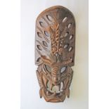 A Chinese or Japanese large carved wooden mask. H620mm, W290mm, D180mm.
Reserve:€120.
In-House