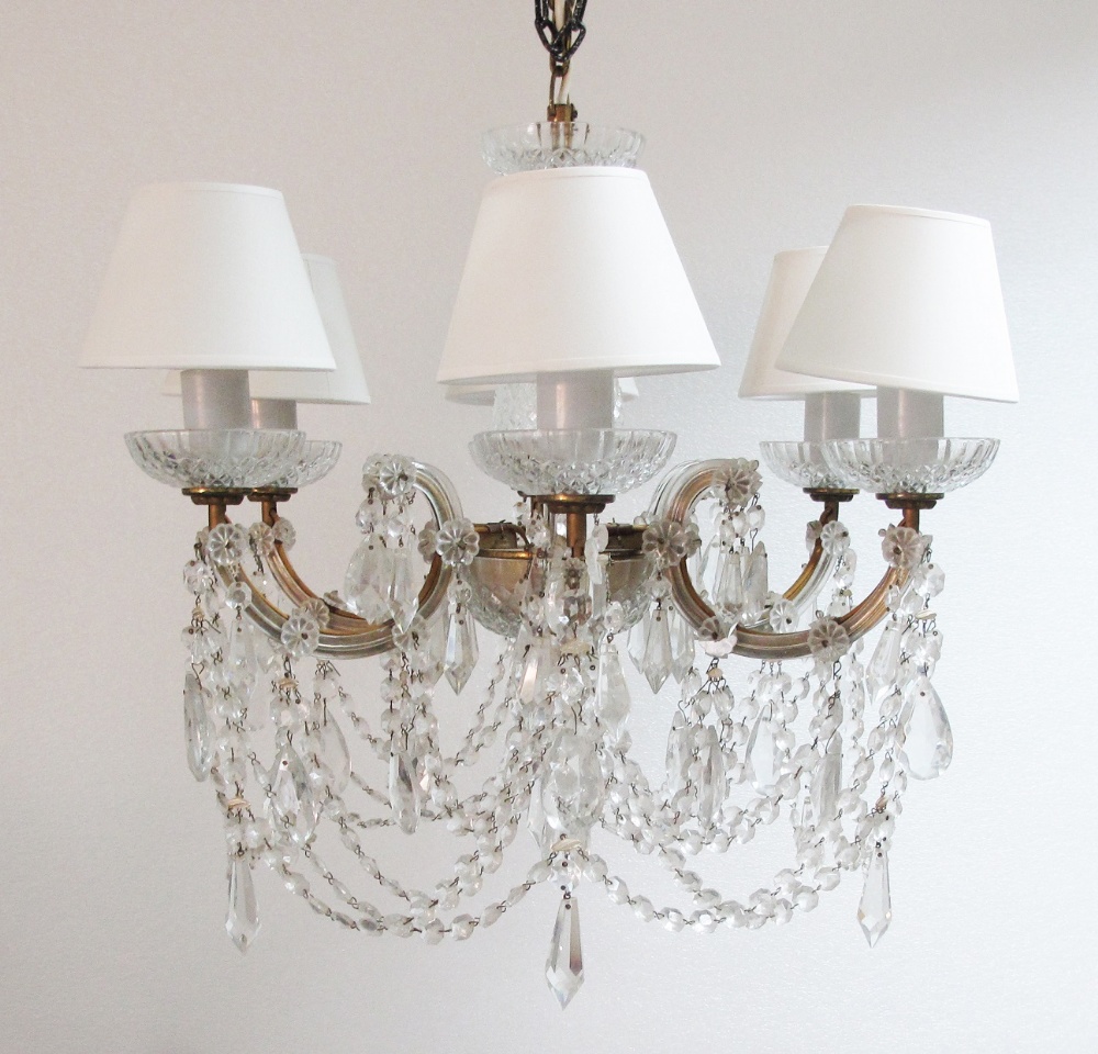 Georgian style six branch chandelier with facet cut crystal drops. The lamp shades are not included. - Image 2 of 2