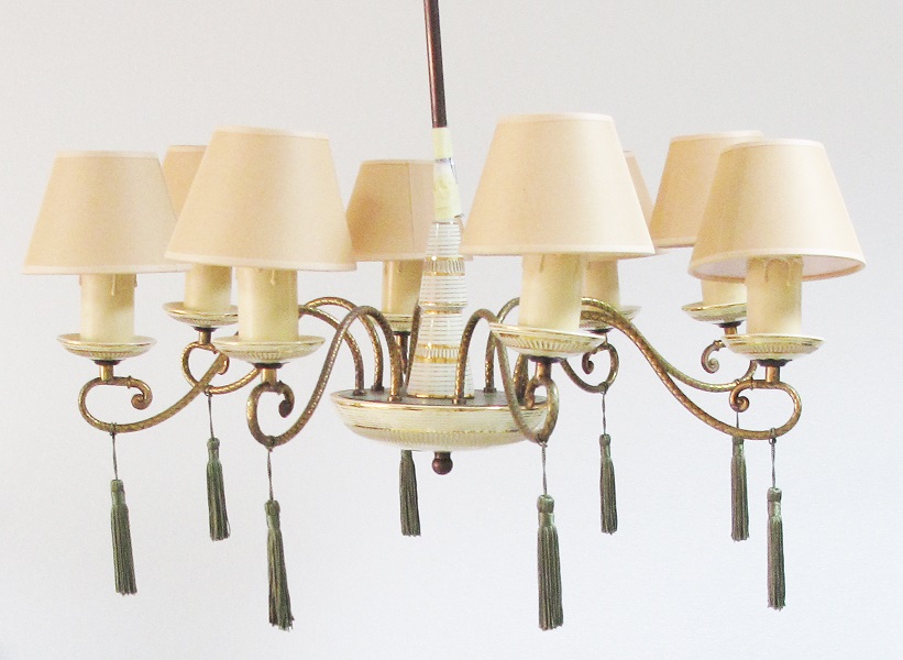 An Italian modern eight light chandelier, c1950, with gilt bronze ‘S’ shaped arms bearing - Image 2 of 2