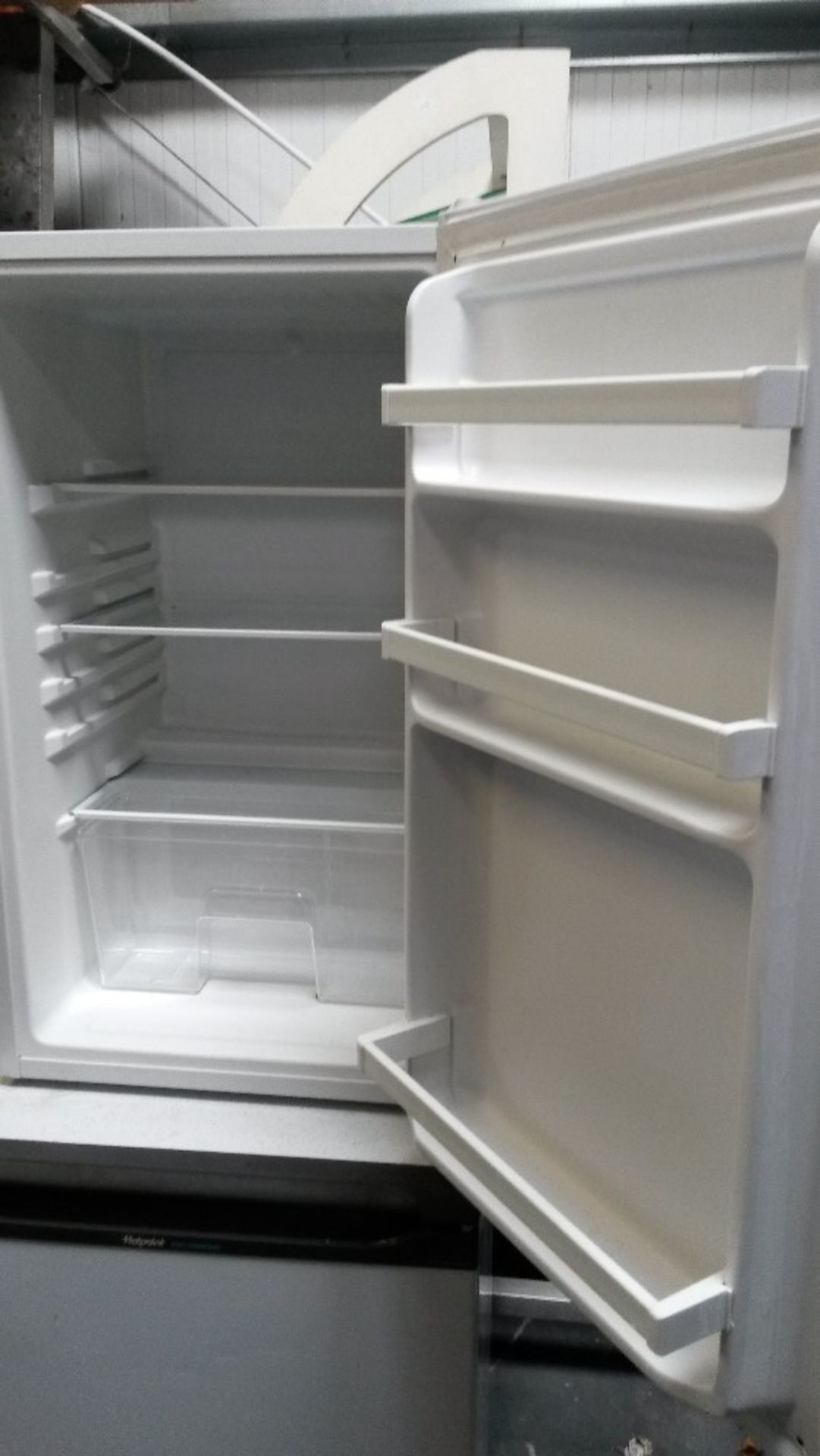 2 x White Fridges - Image 3 of 3