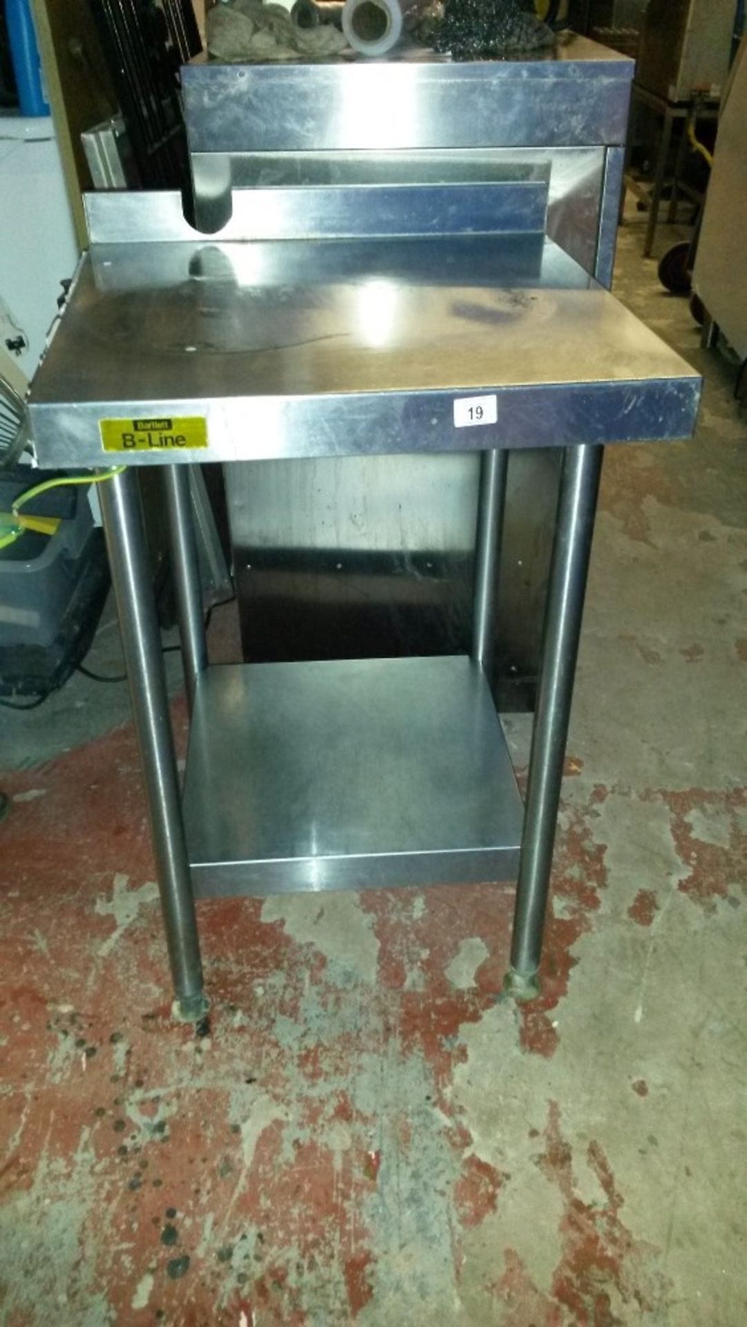 Bartlett B Line stainless steel table 600mm x 600mm with undershelf - Image 2 of 2