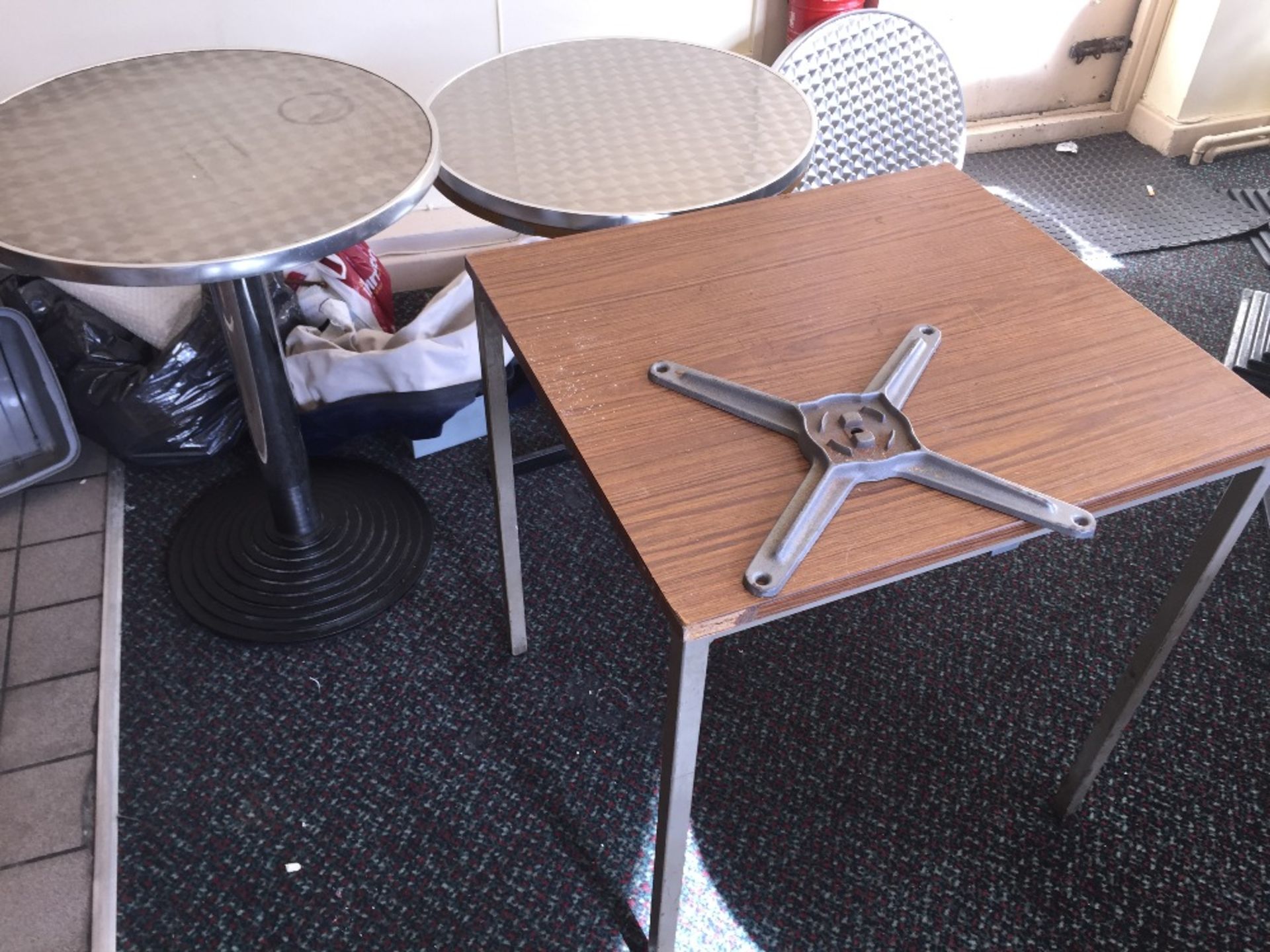 Mixed lot of tables