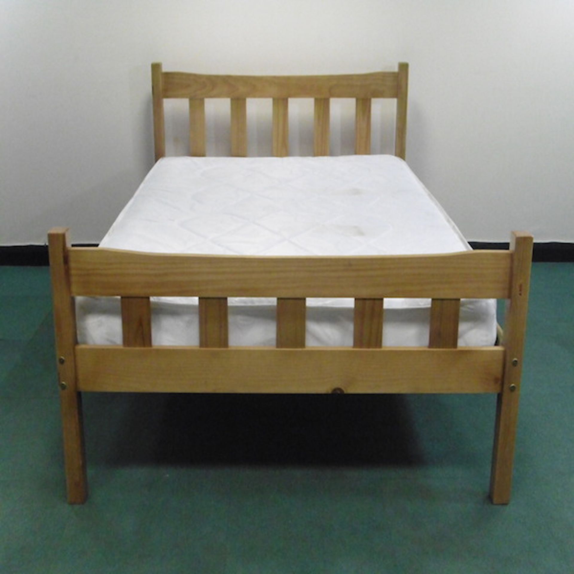 4ft - Small Double - Miami Pine Bed - Ex Display