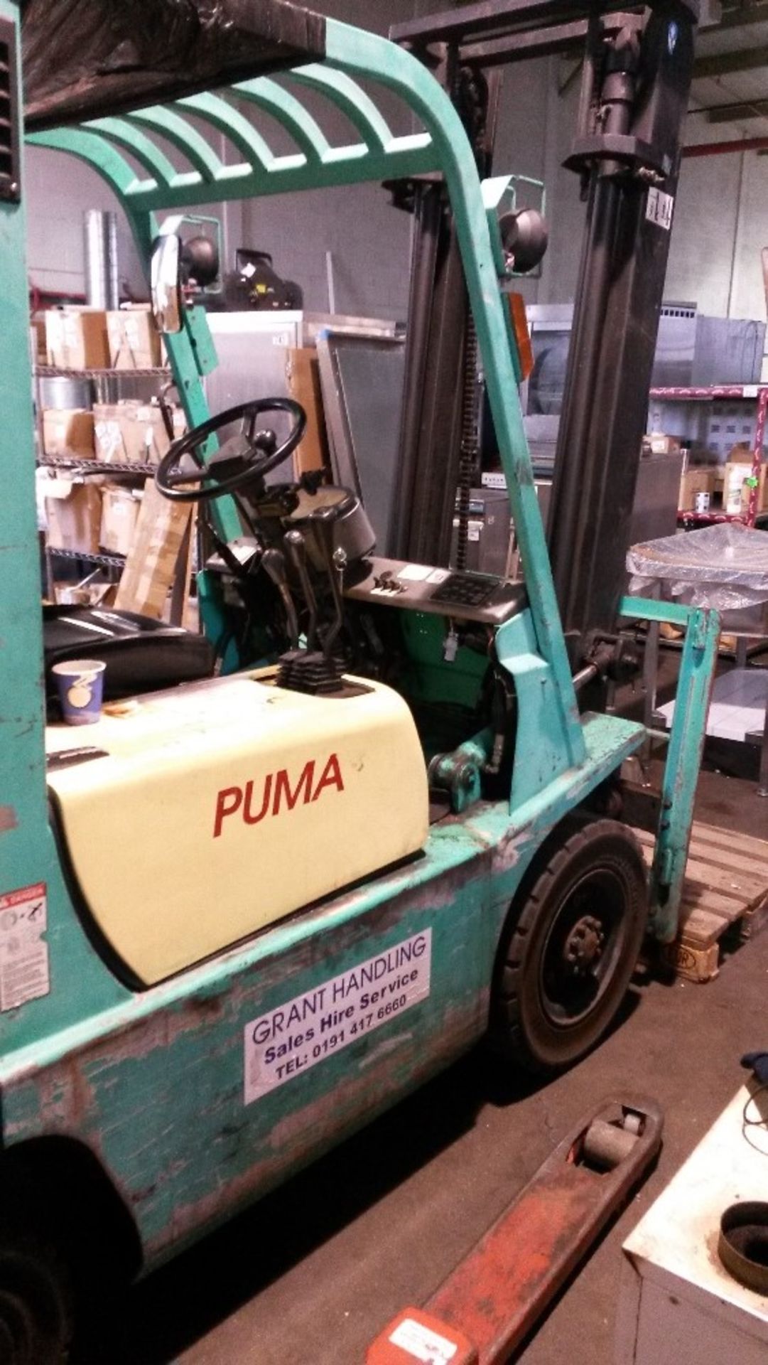 Puma yang Model TG20-3 3600kg LPG Gas Forklift Truck. Used daily in working order. - Image 3 of 7
