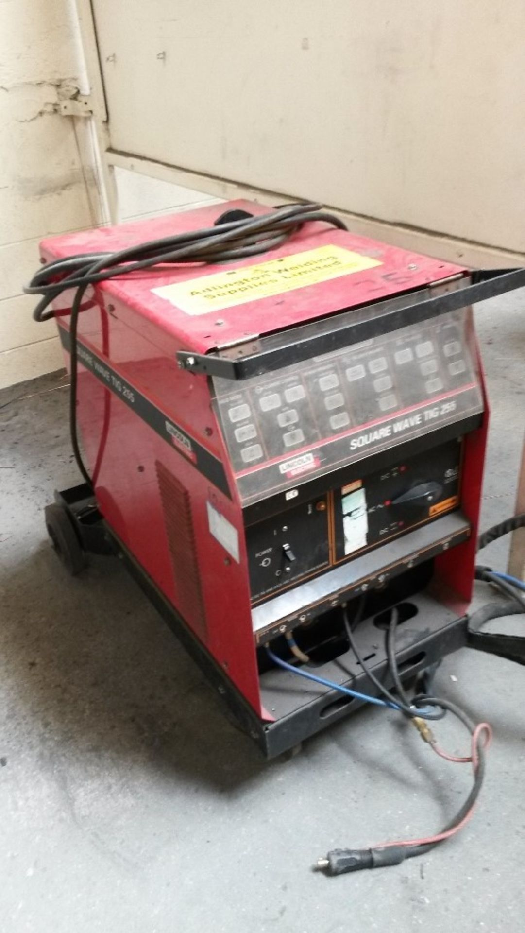 Lincoln 3 Phase electric Square Wave Tig Welder 255, has been used till last week - Image 3 of 3