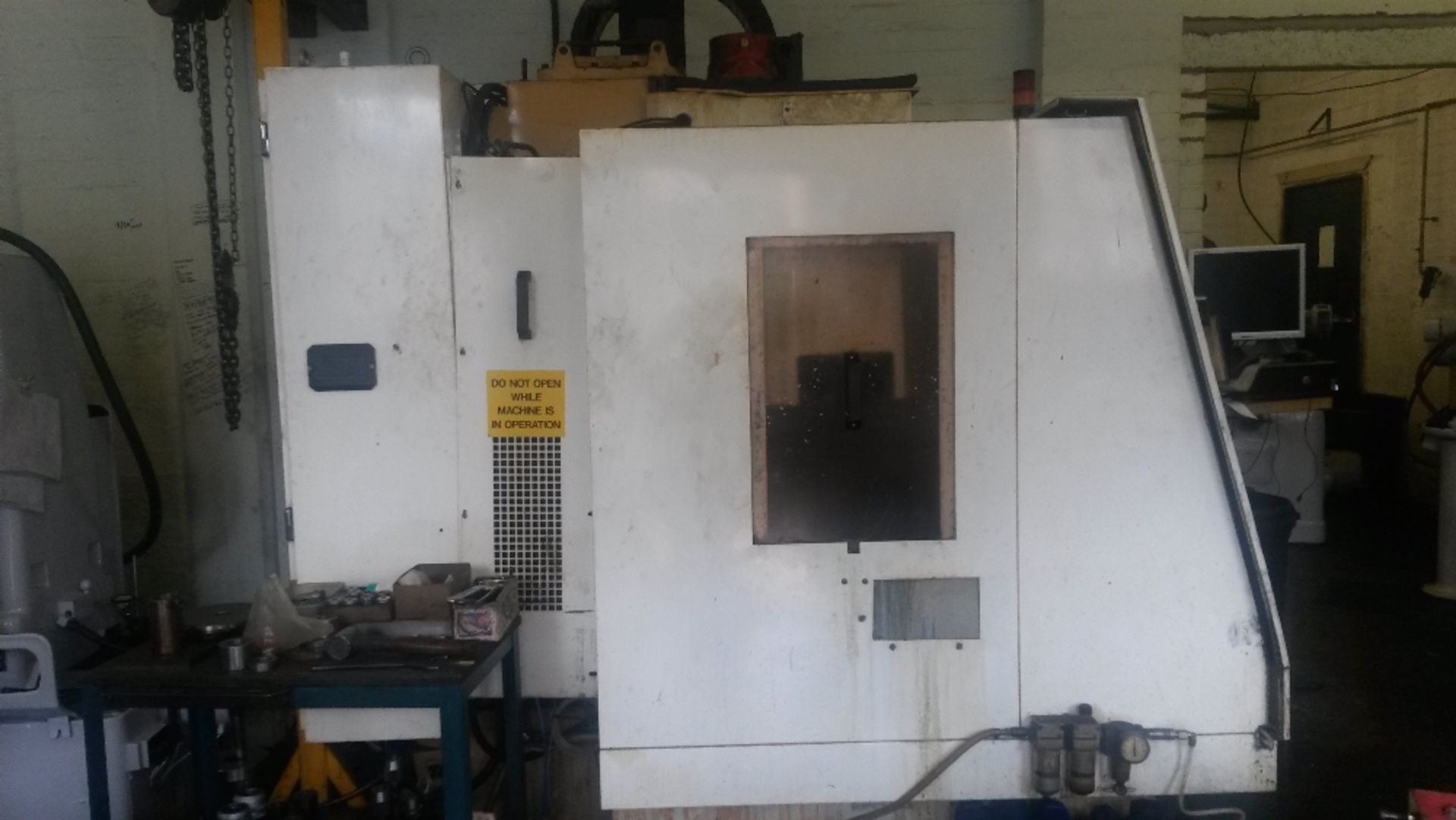 Kryle VMC500B CNC Milling Machine Machine Type :VERTICAL
Control :Fanuc
Number of Axes :3
X Axis - Image 8 of 12