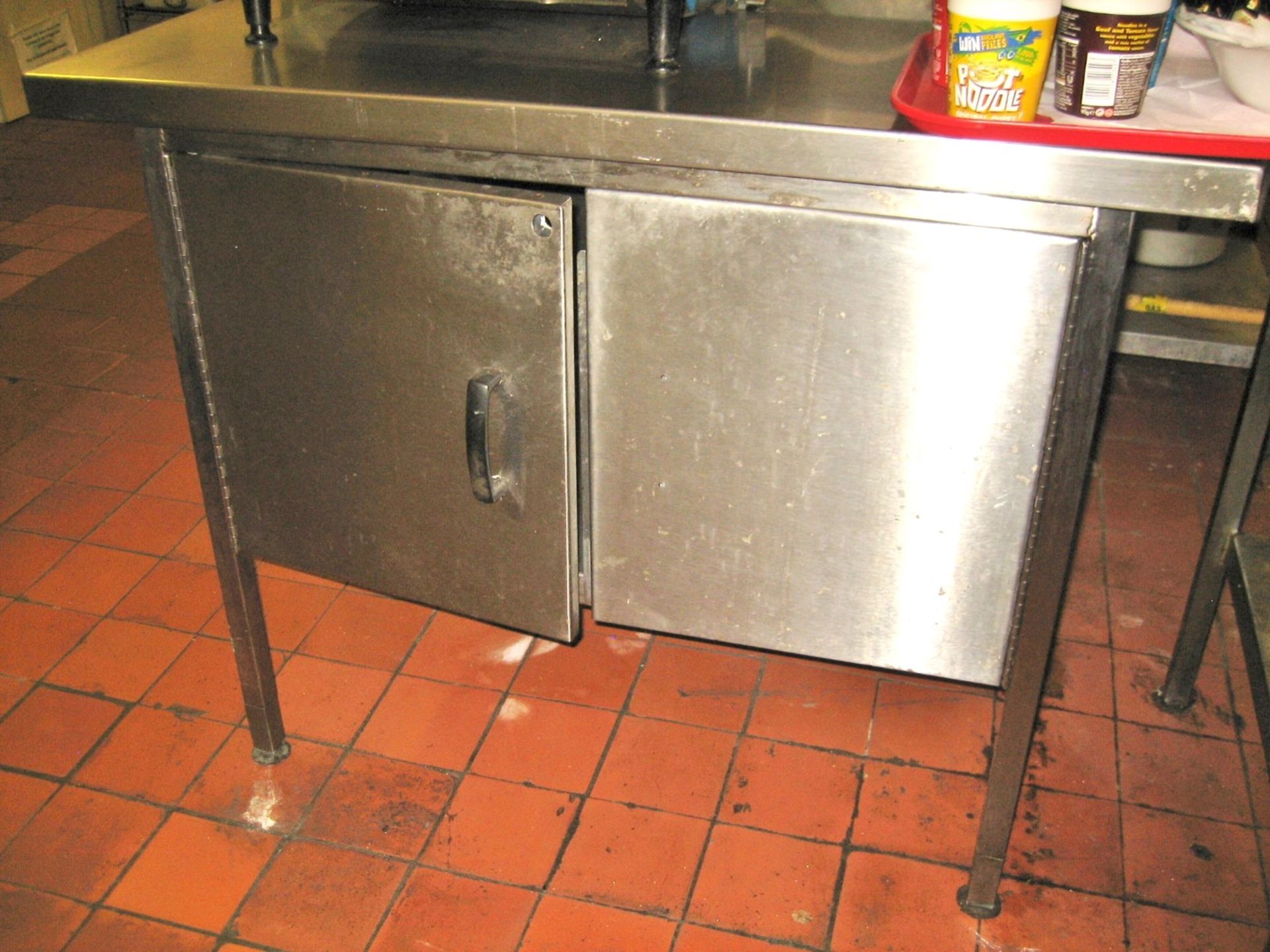 Stainless steel double door cabinet (Lift out £10)
