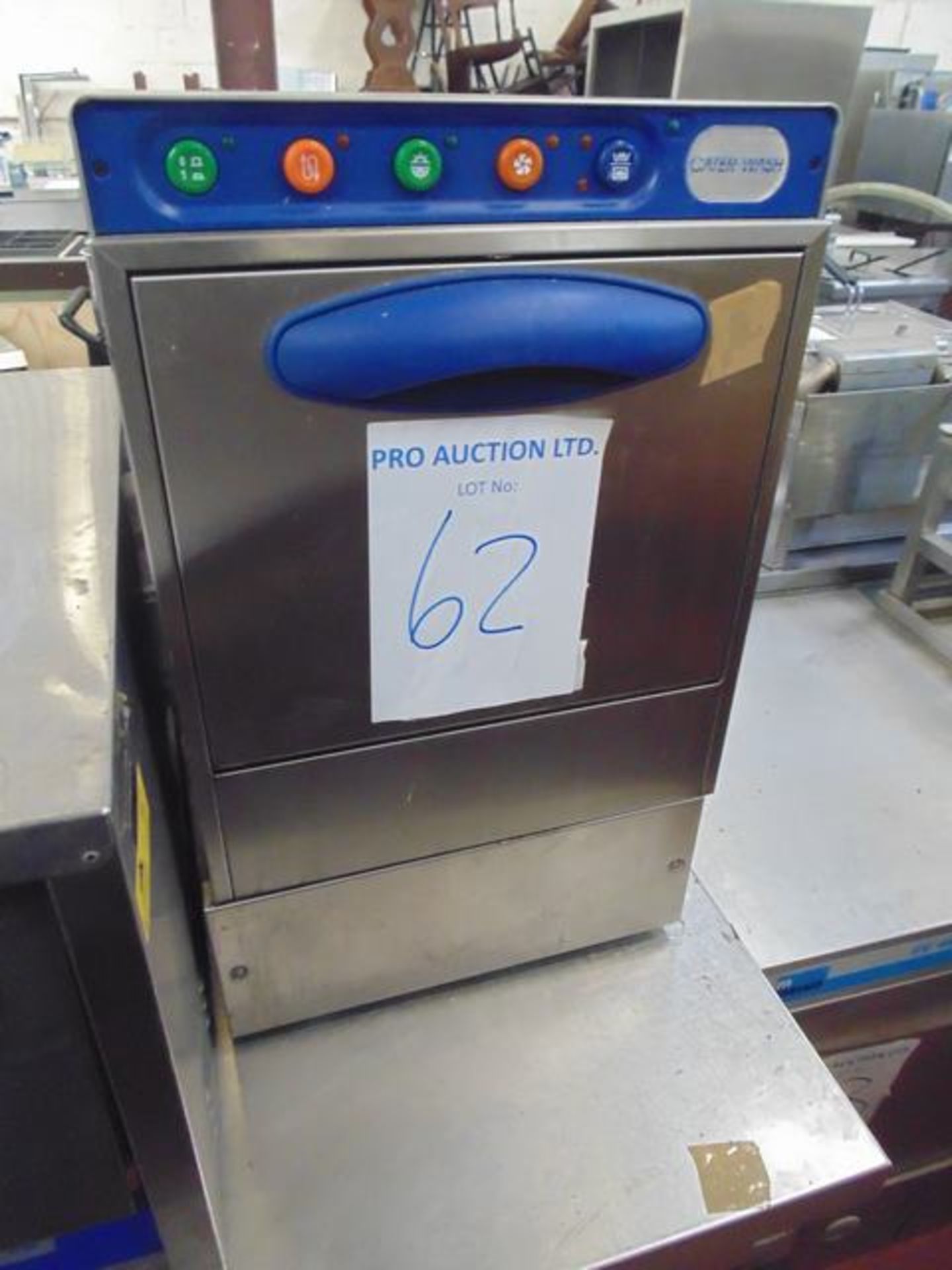 Cater-Wash CK35X heavy duty 12pt glass washer  standard. 2 minute cycle. 30 racks per hour 425mm x