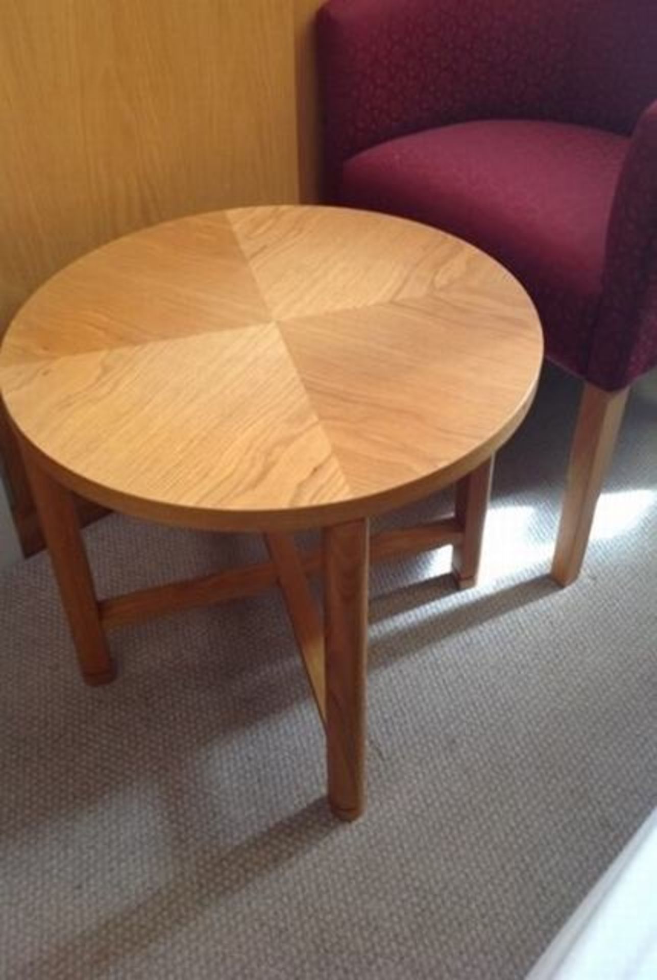 2 x 600mm round coffee tables