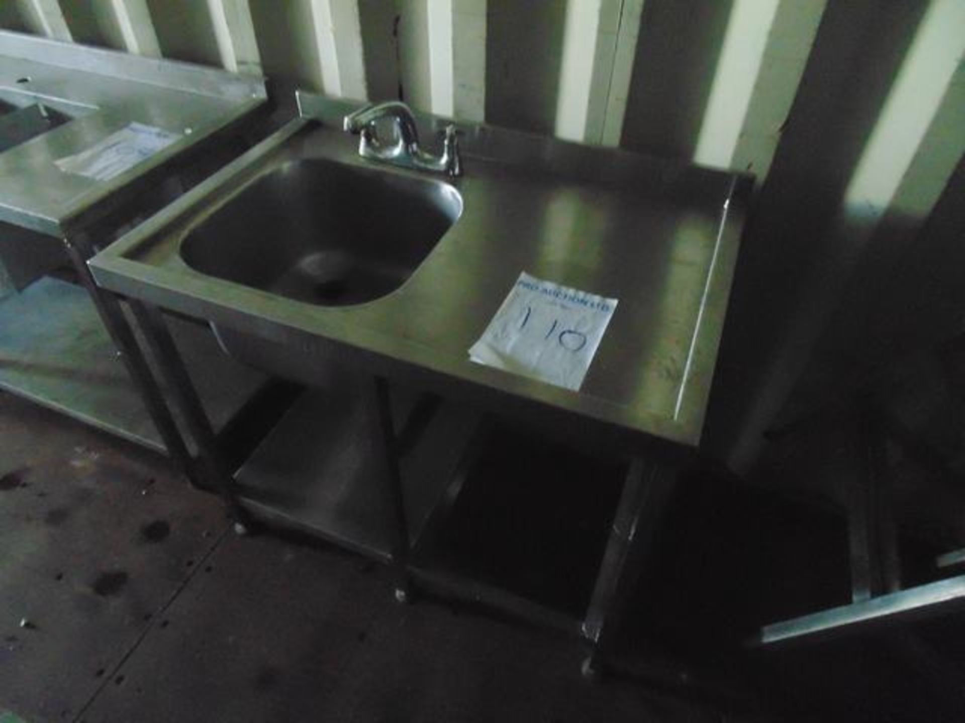 Stainless steel commercial sink RHD 930mm x 600mm