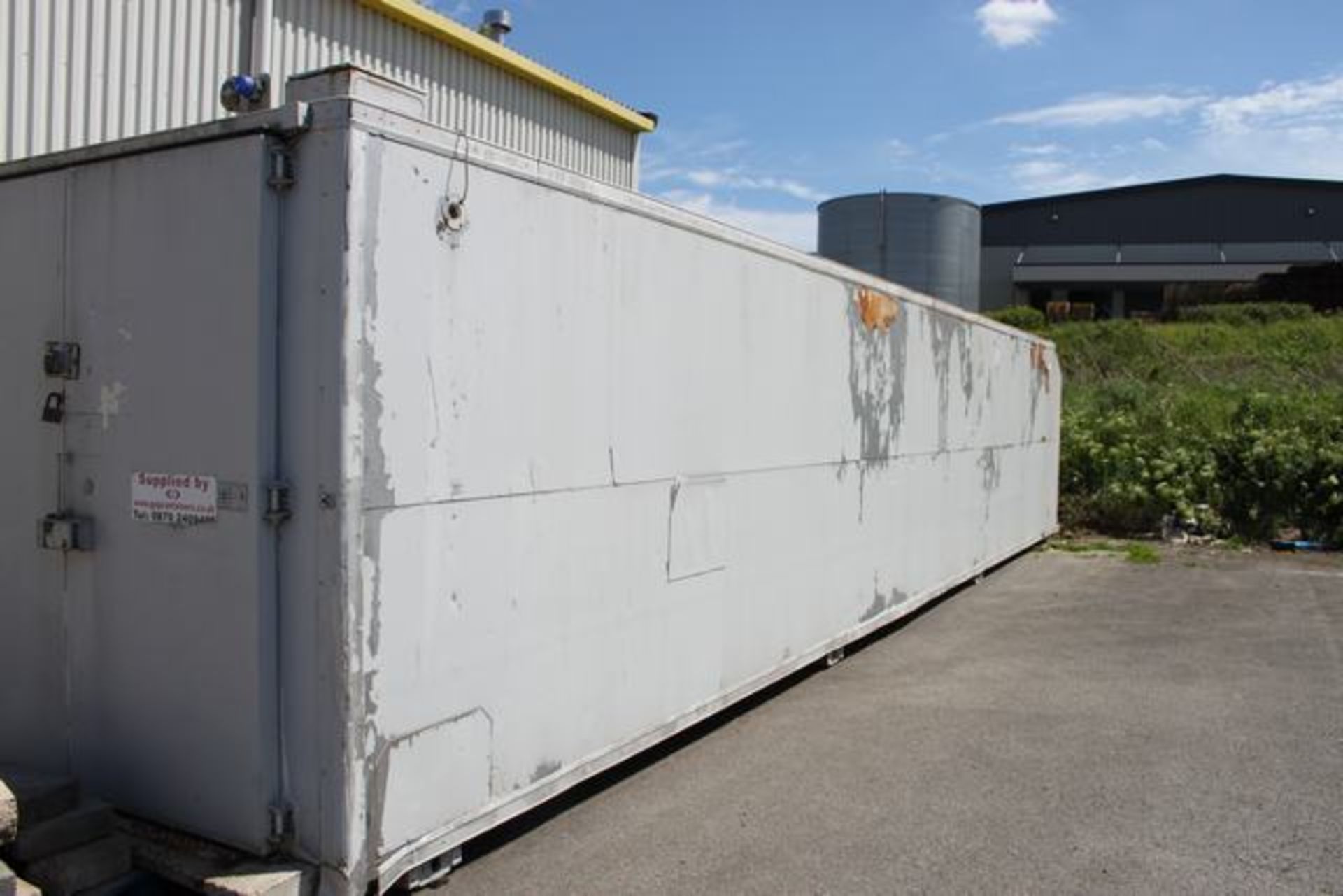 40ft Container   Buyer to remove - Image 2 of 3